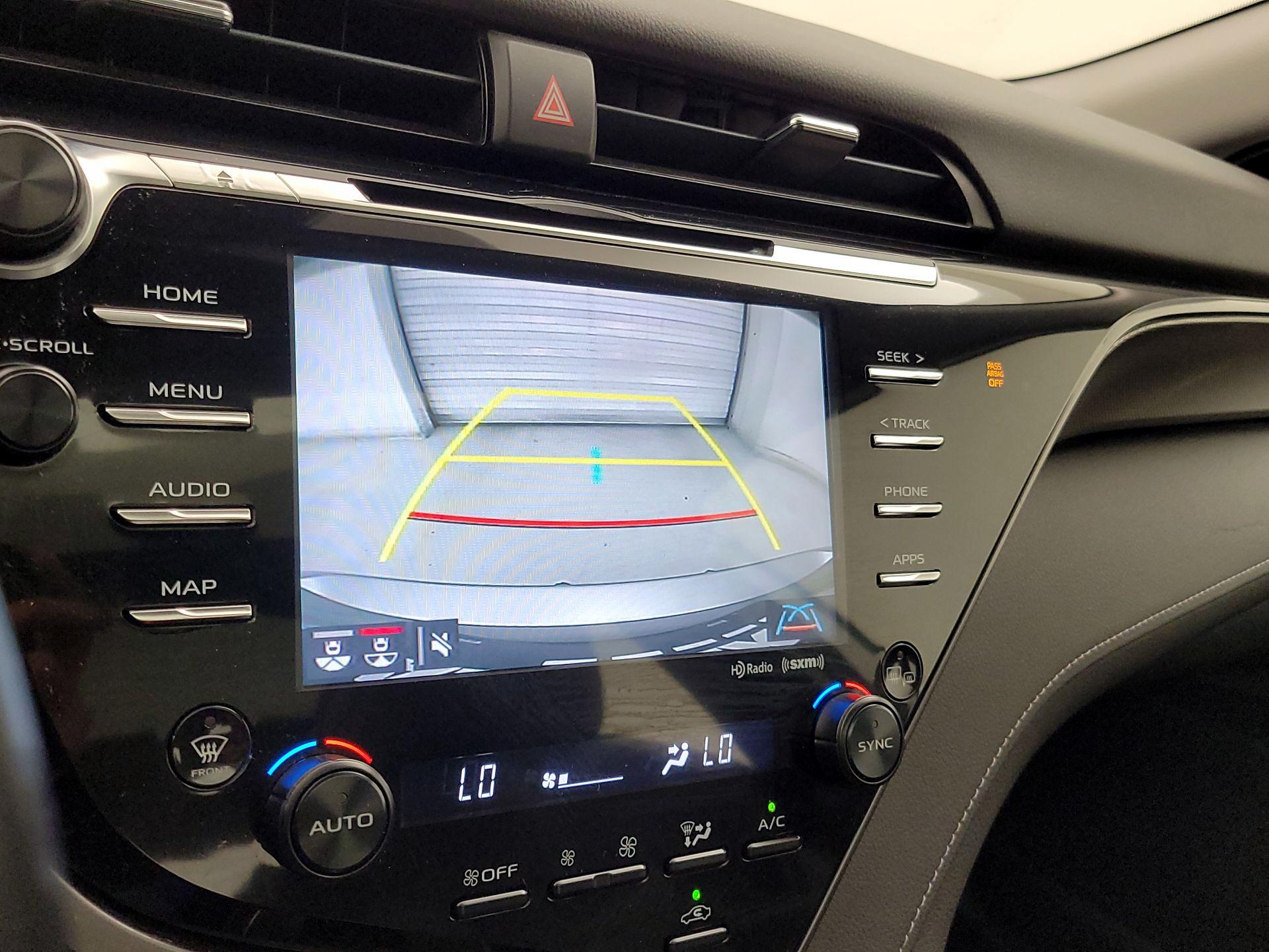 Thumbnail: 2019 Toyota Camry - 14