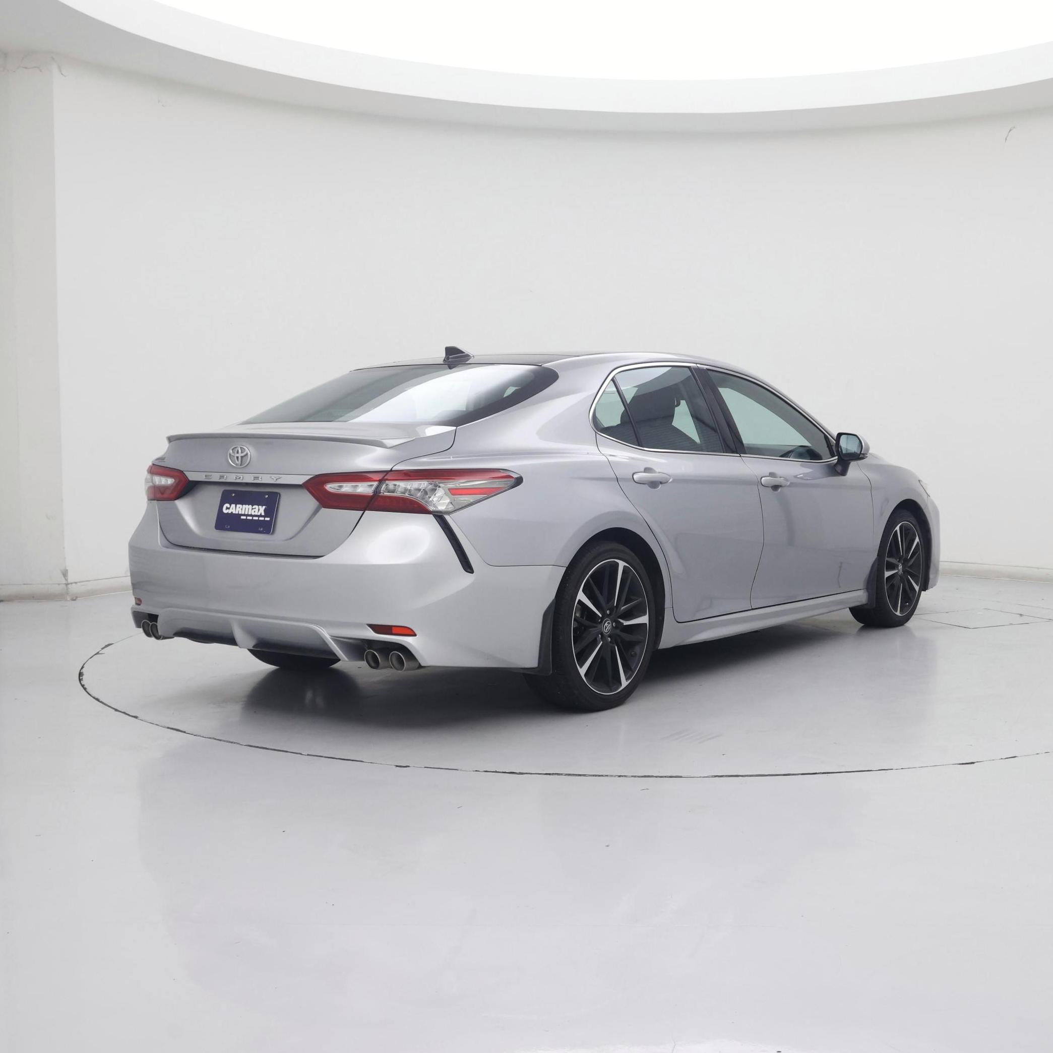 Thumbnail: 2019 Toyota Camry - 8