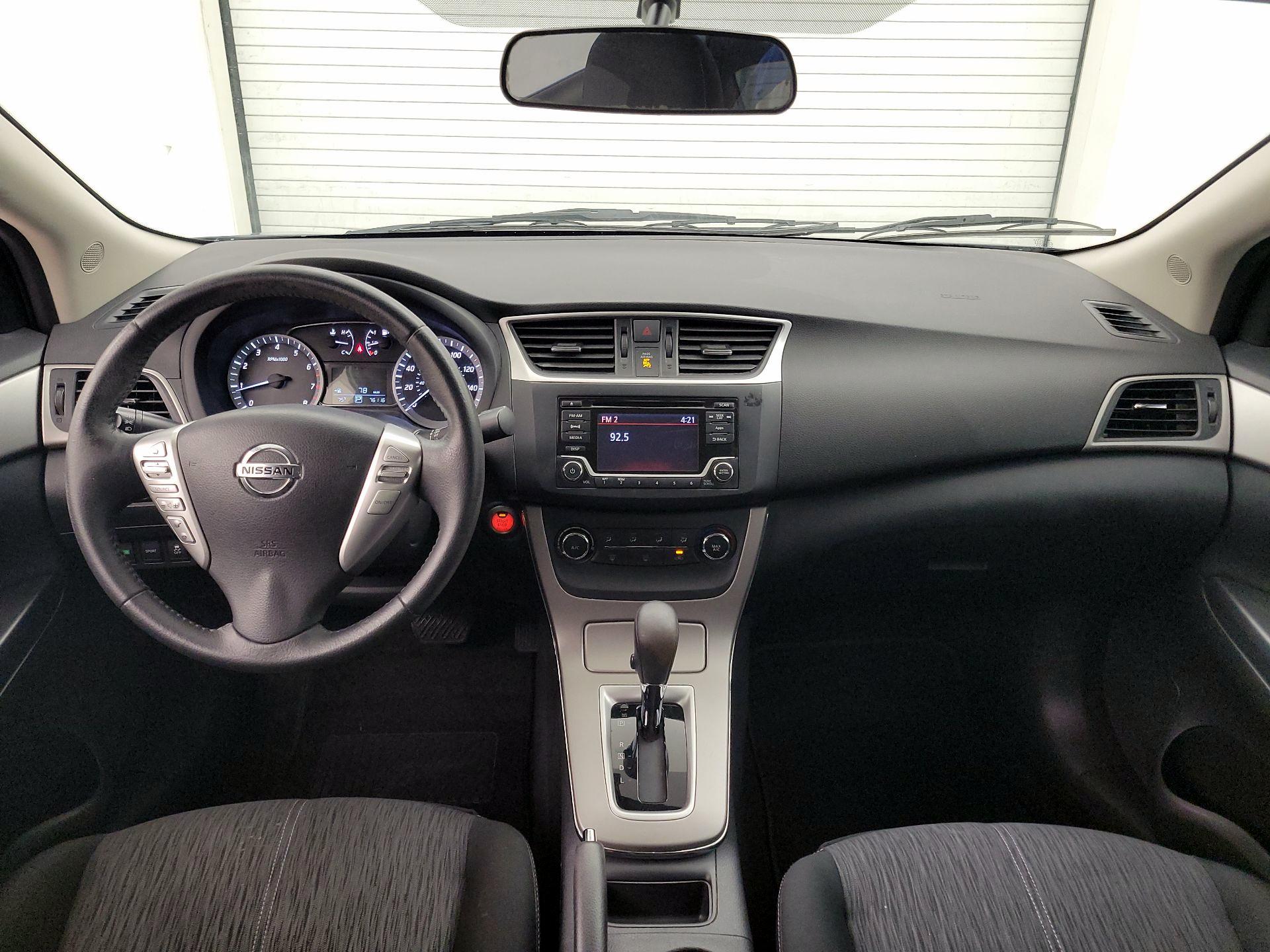 Thumbnail: 2015 Nissan Sentra - 9