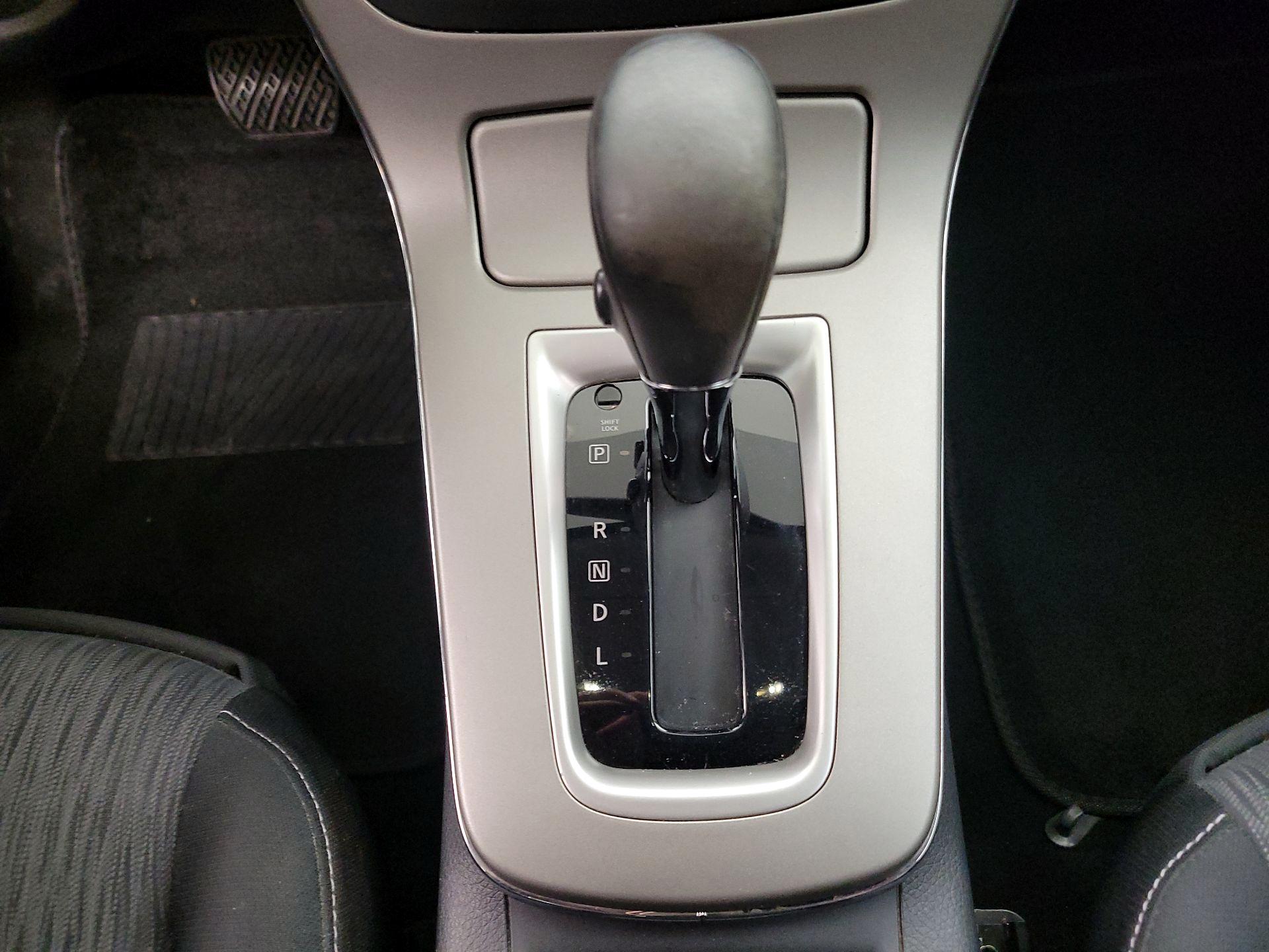 Thumbnail: 2015 Nissan Sentra - 17