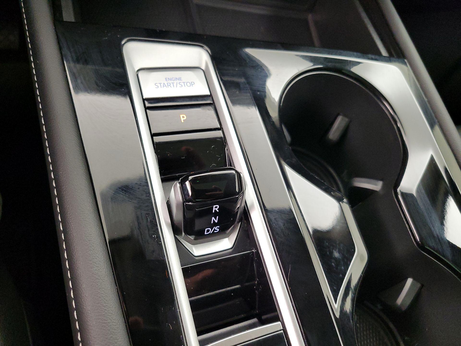 Thumbnail: 2024 Volkswagen Atlas - 17