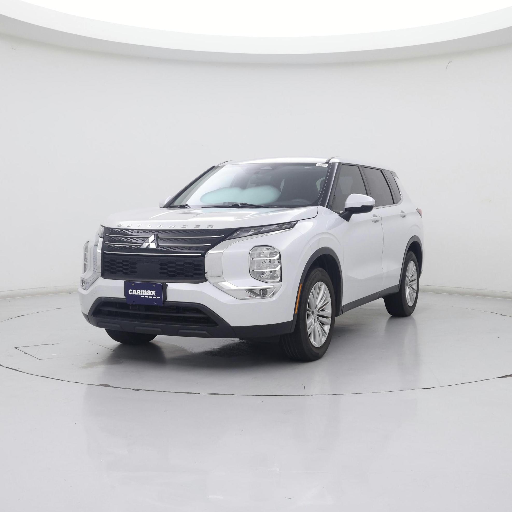 Thumbnail: 2022 Mitsubishi Outlander - 4