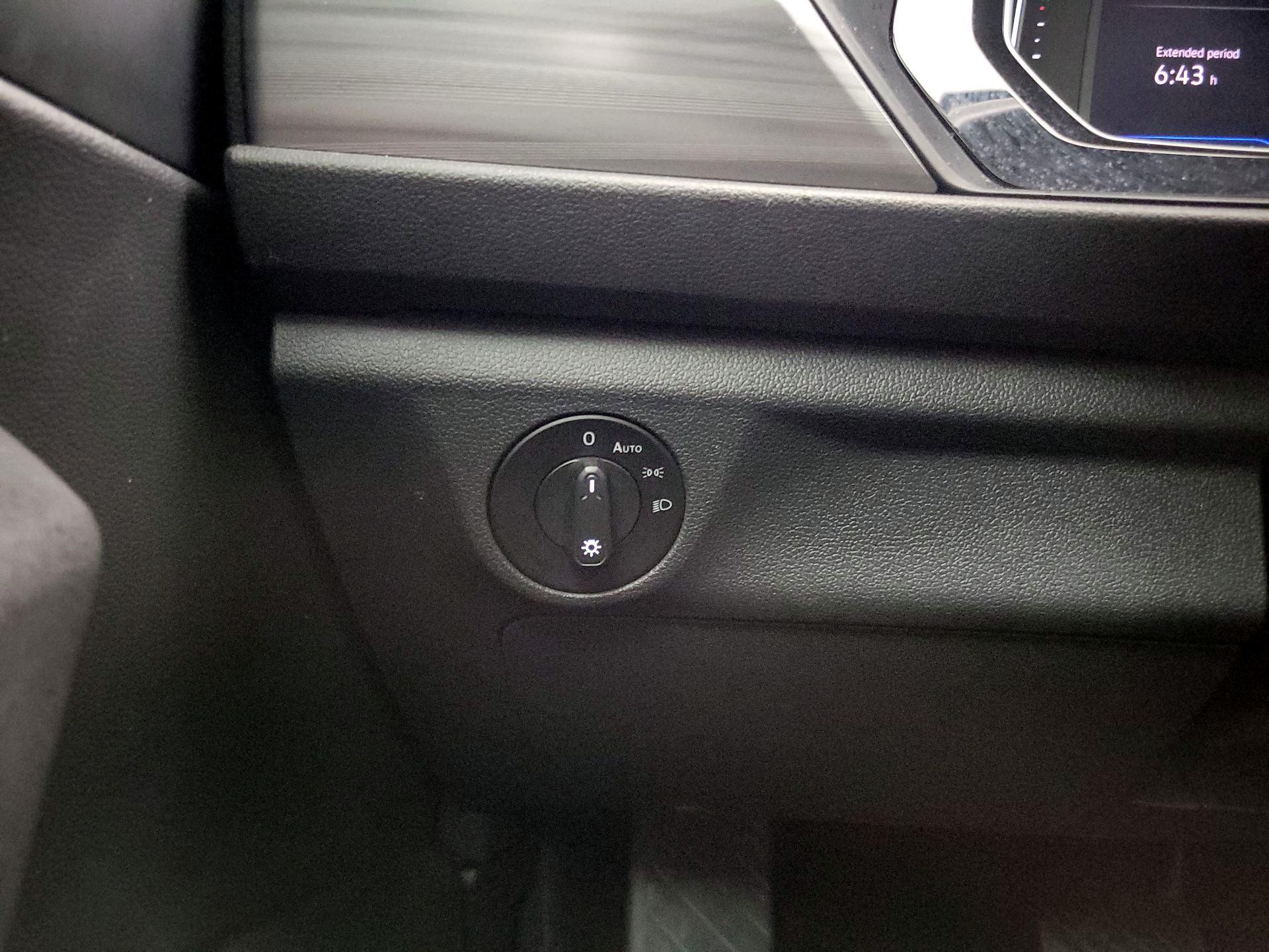 Thumbnail: 2019 Volkswagen Jetta - 13