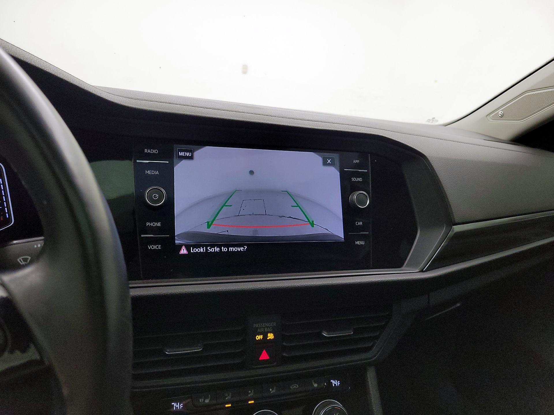 Thumbnail: 2019 Volkswagen Jetta - 14