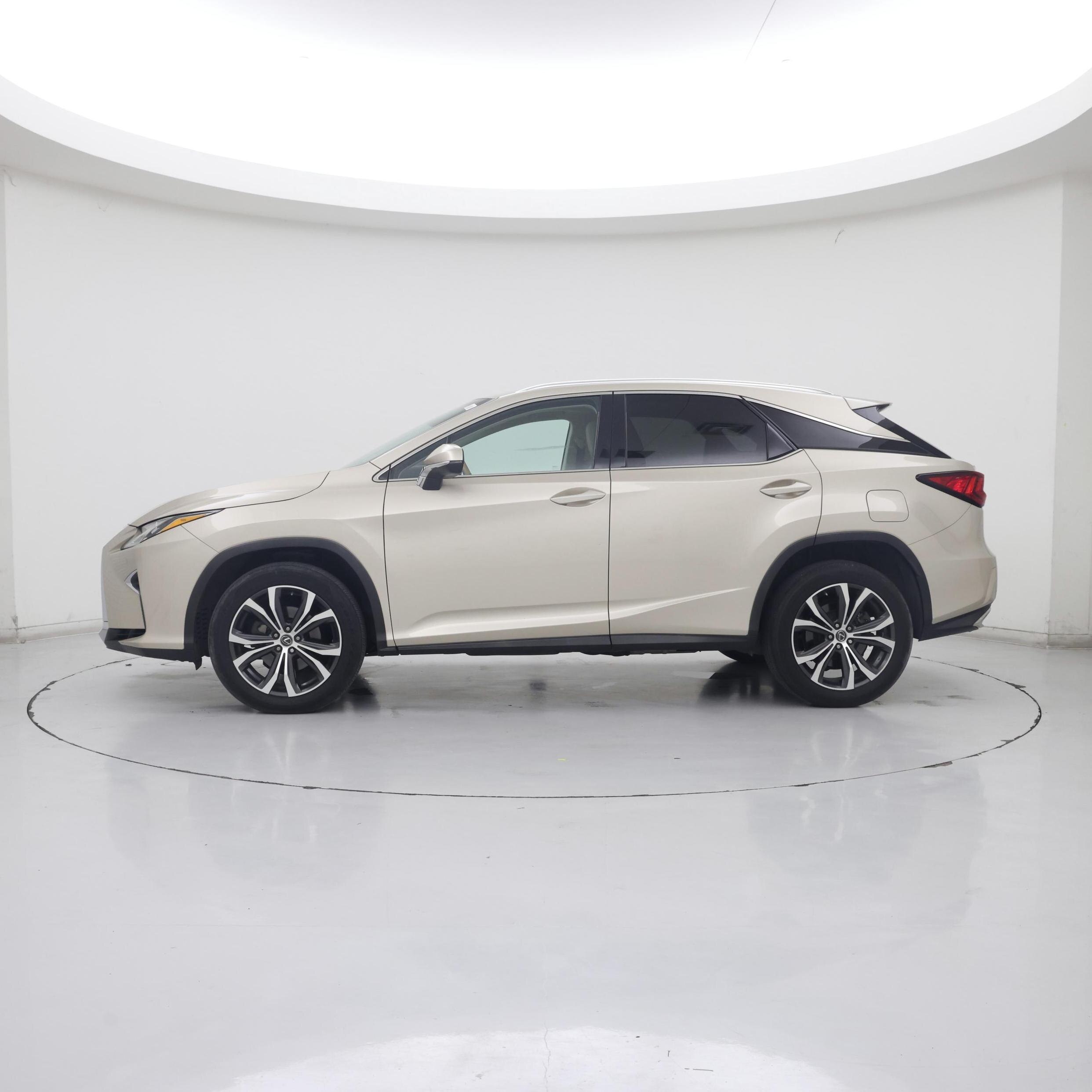 Thumbnail: 2019 Lexus RX - 3