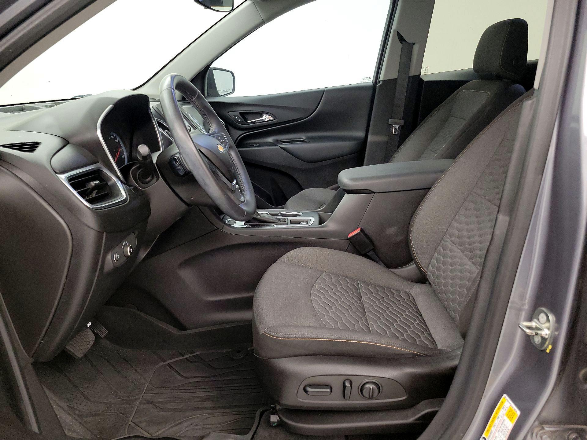 Thumbnail: 2018 Chevrolet Equinox - 11