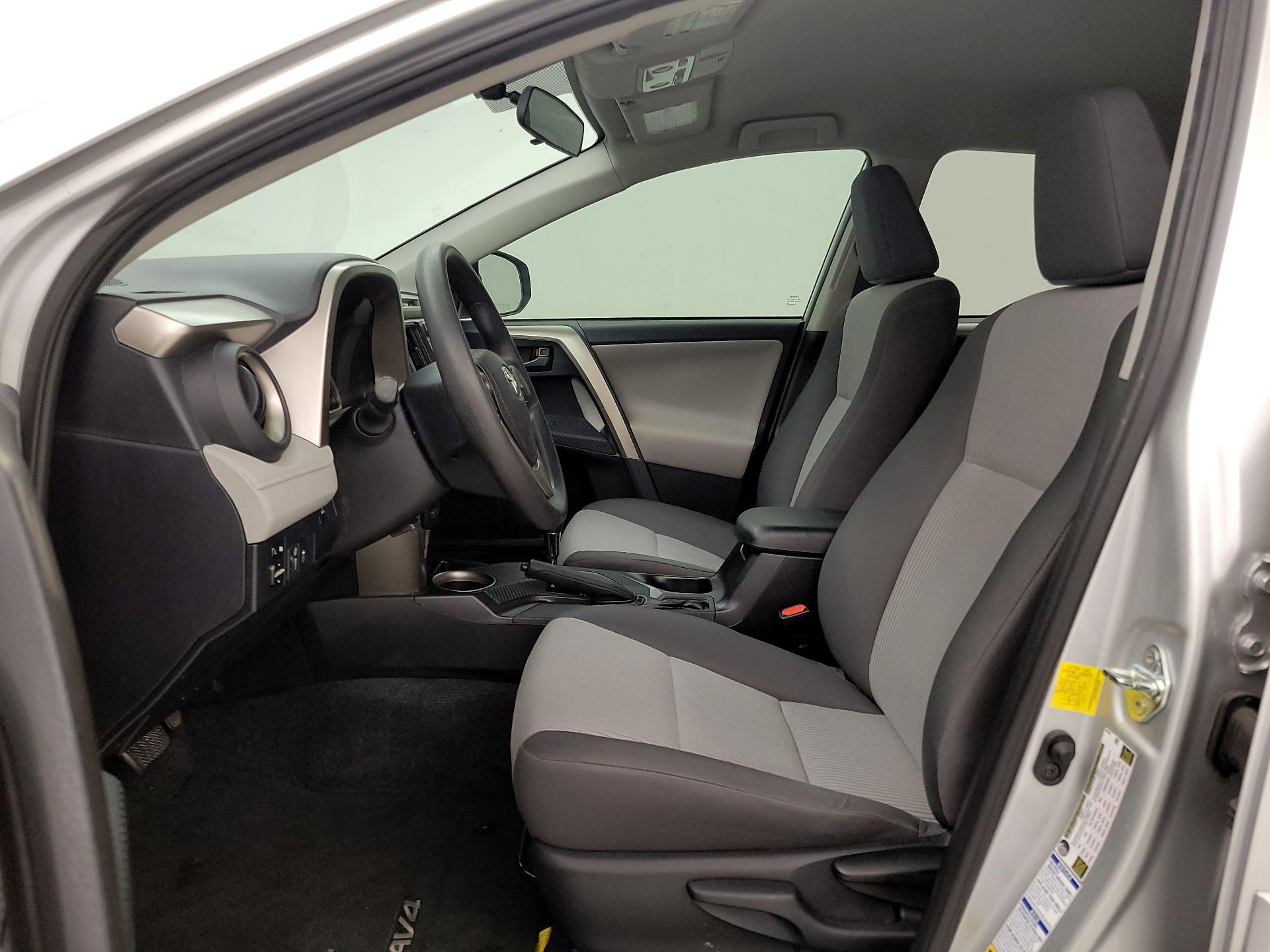Thumbnail: 2014 Toyota RAV4 - 11