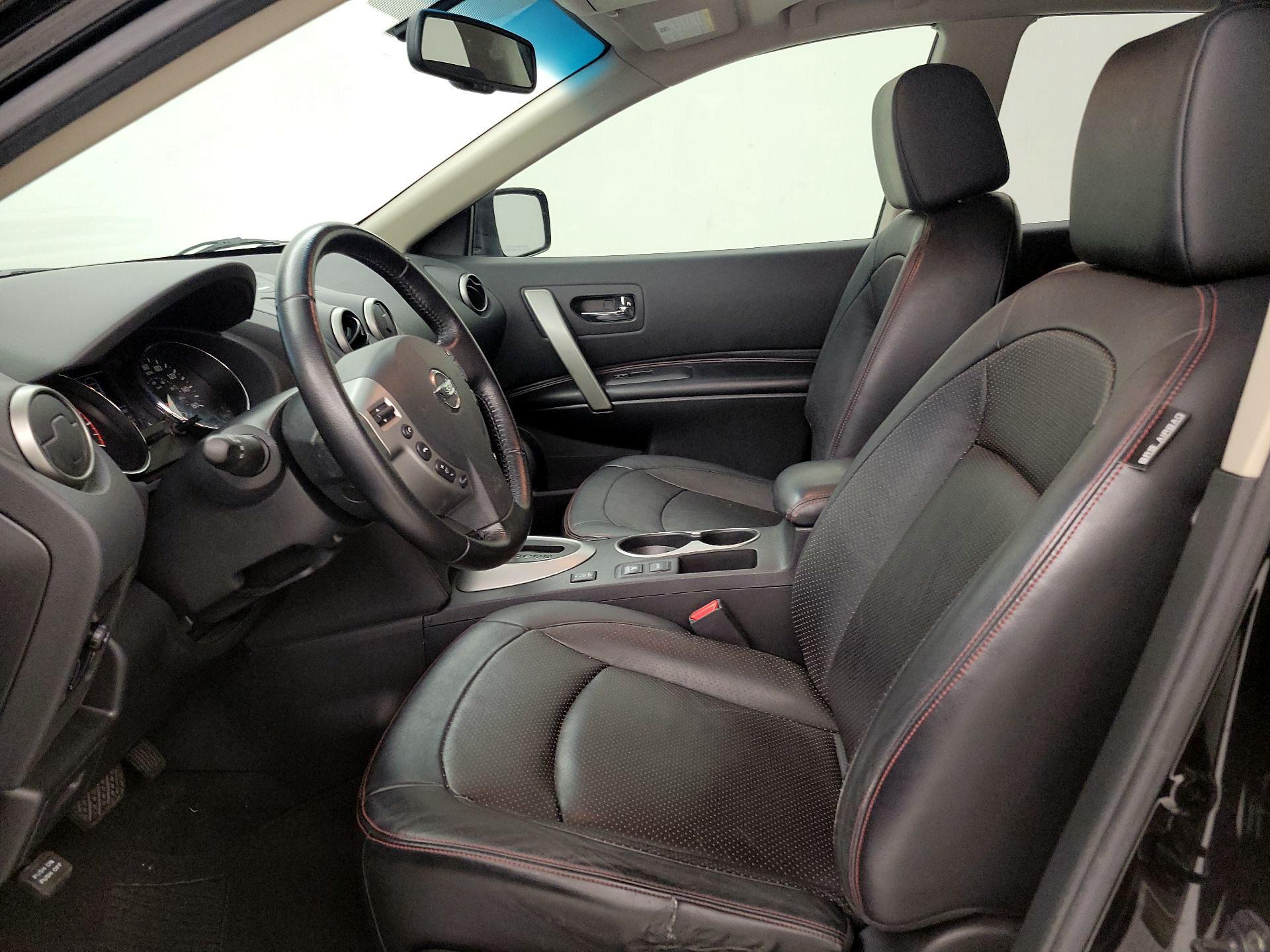 Thumbnail: 2013 Nissan Rogue - 11