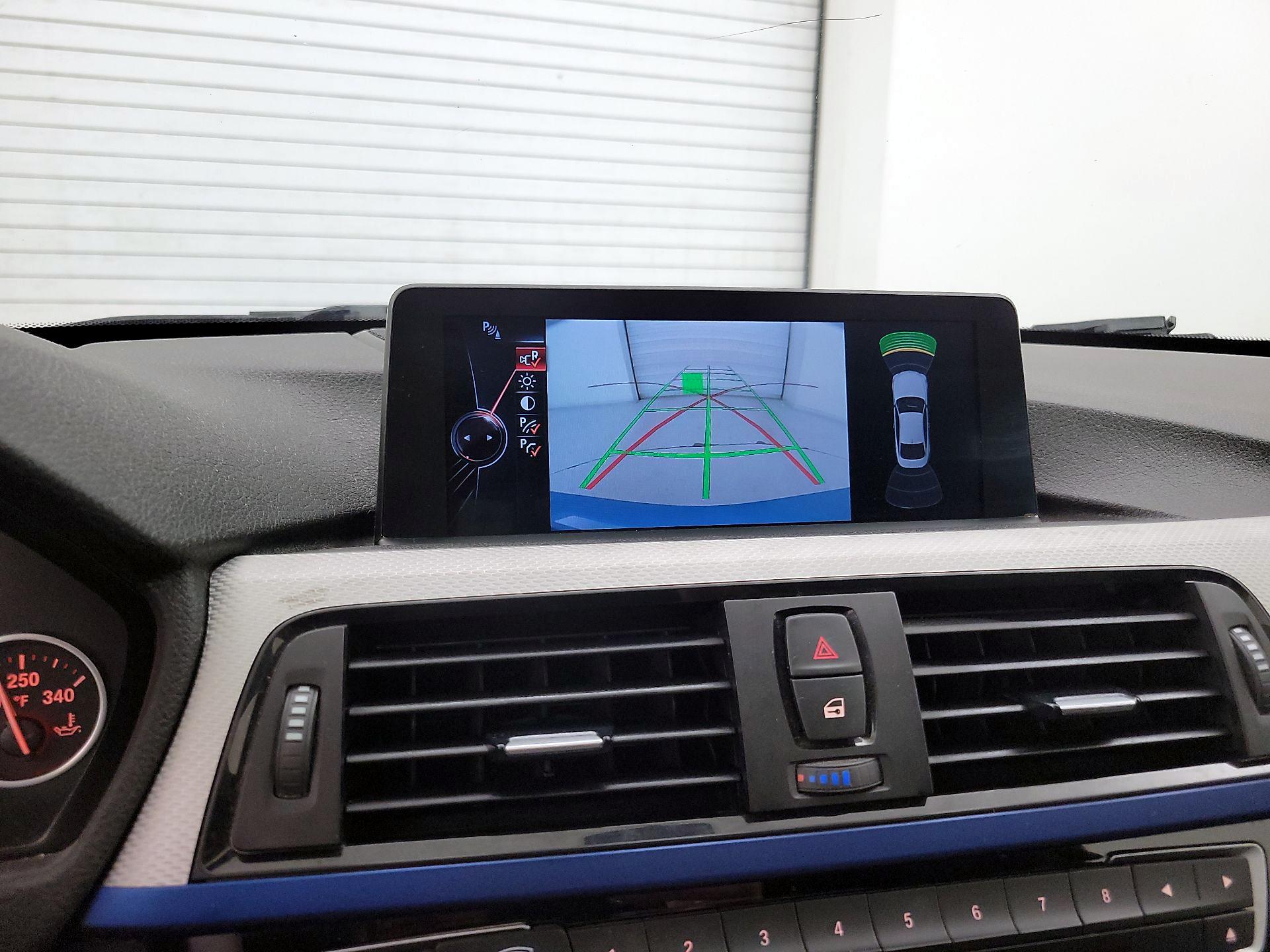 Thumbnail: 2015 BMW 4 Series - 15