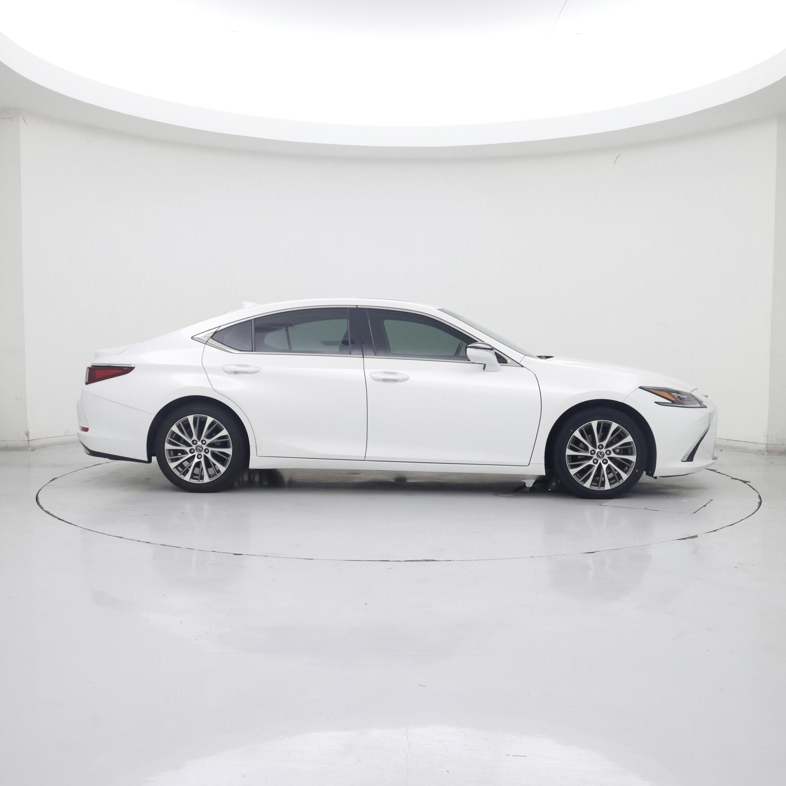 Thumbnail: 2019 Lexus ES - 7