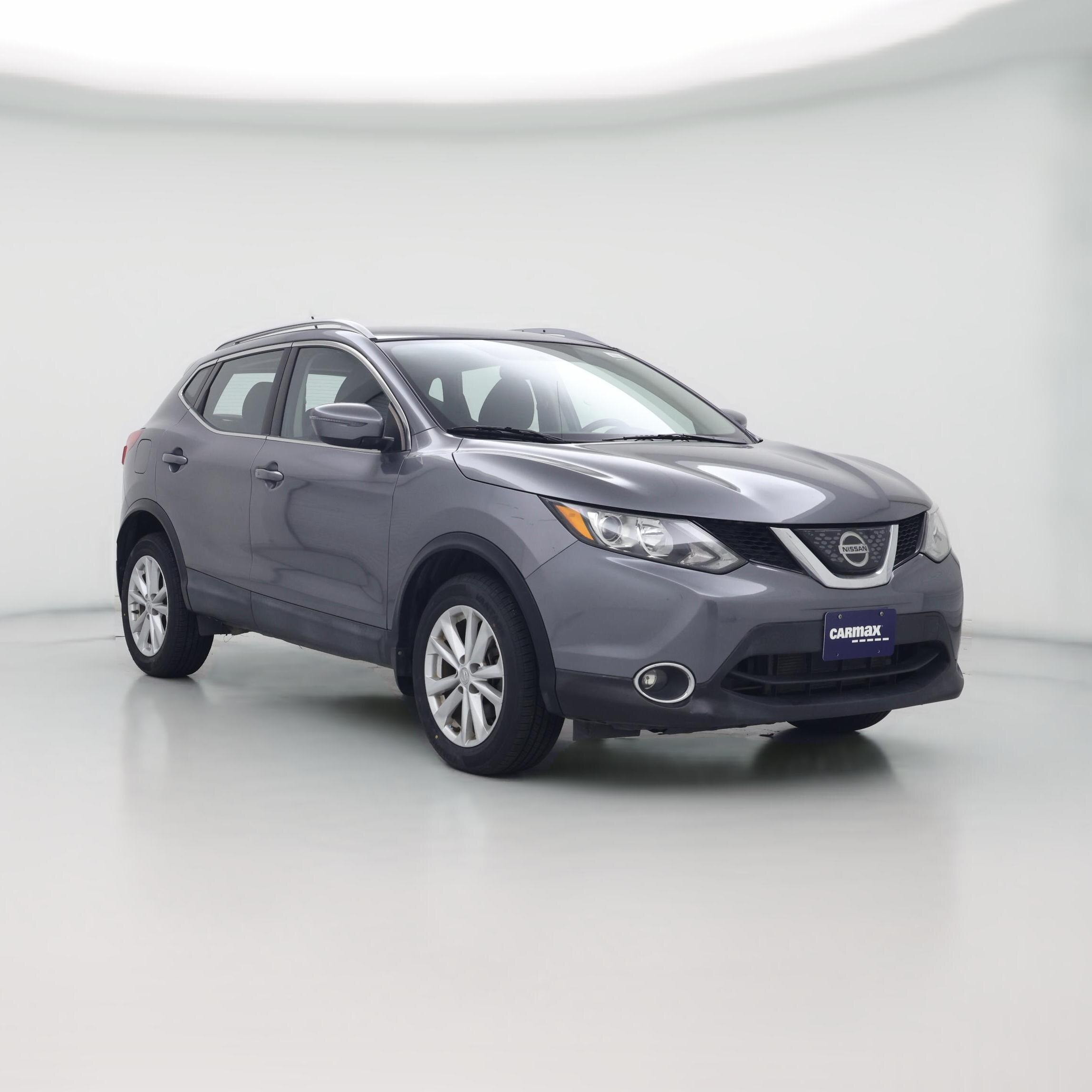 Thumbnail: 2018 Nissan Rogue Sport - 1
