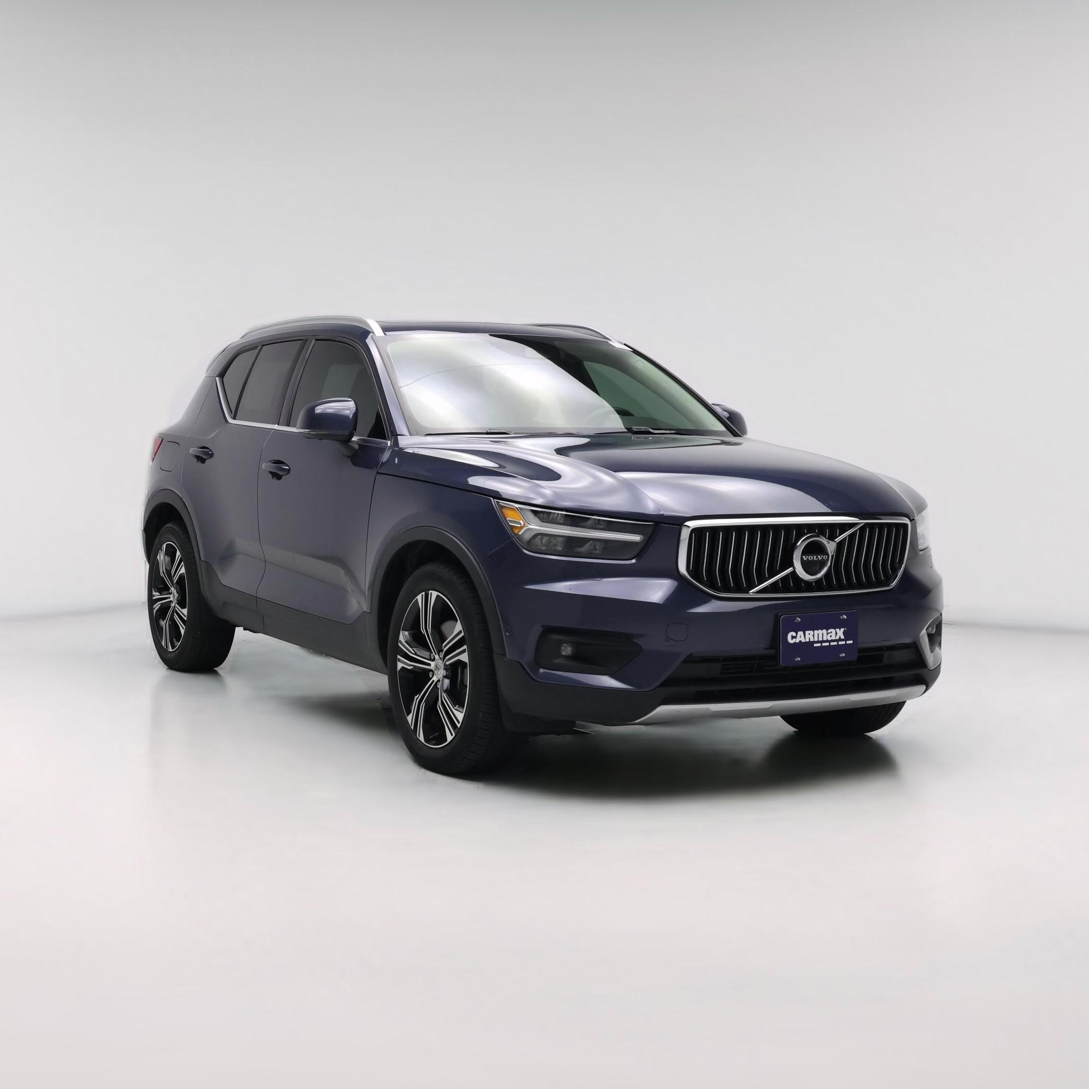 Thumbnail: 2021 Volvo XC40 - 1
