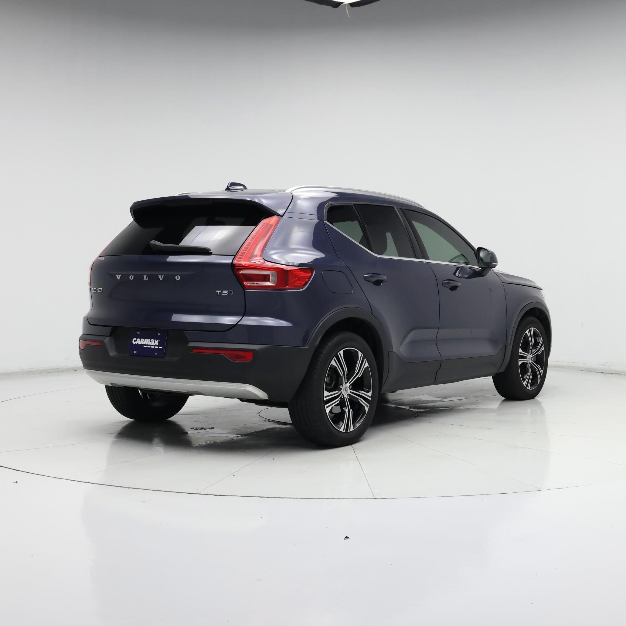 Thumbnail: 2021 Volvo XC40 - 8
