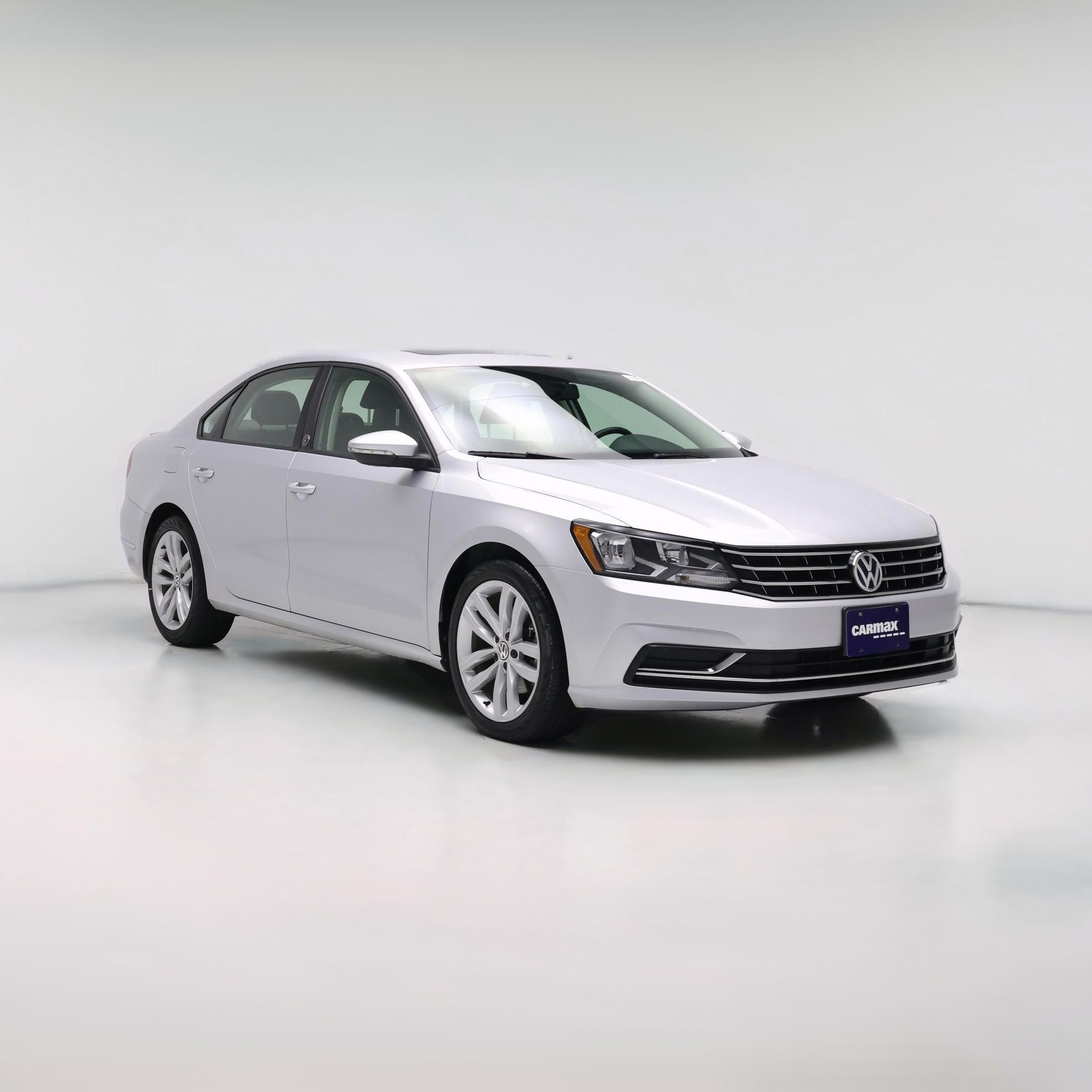 Thumbnail: 2019 Volkswagen Passat - 1