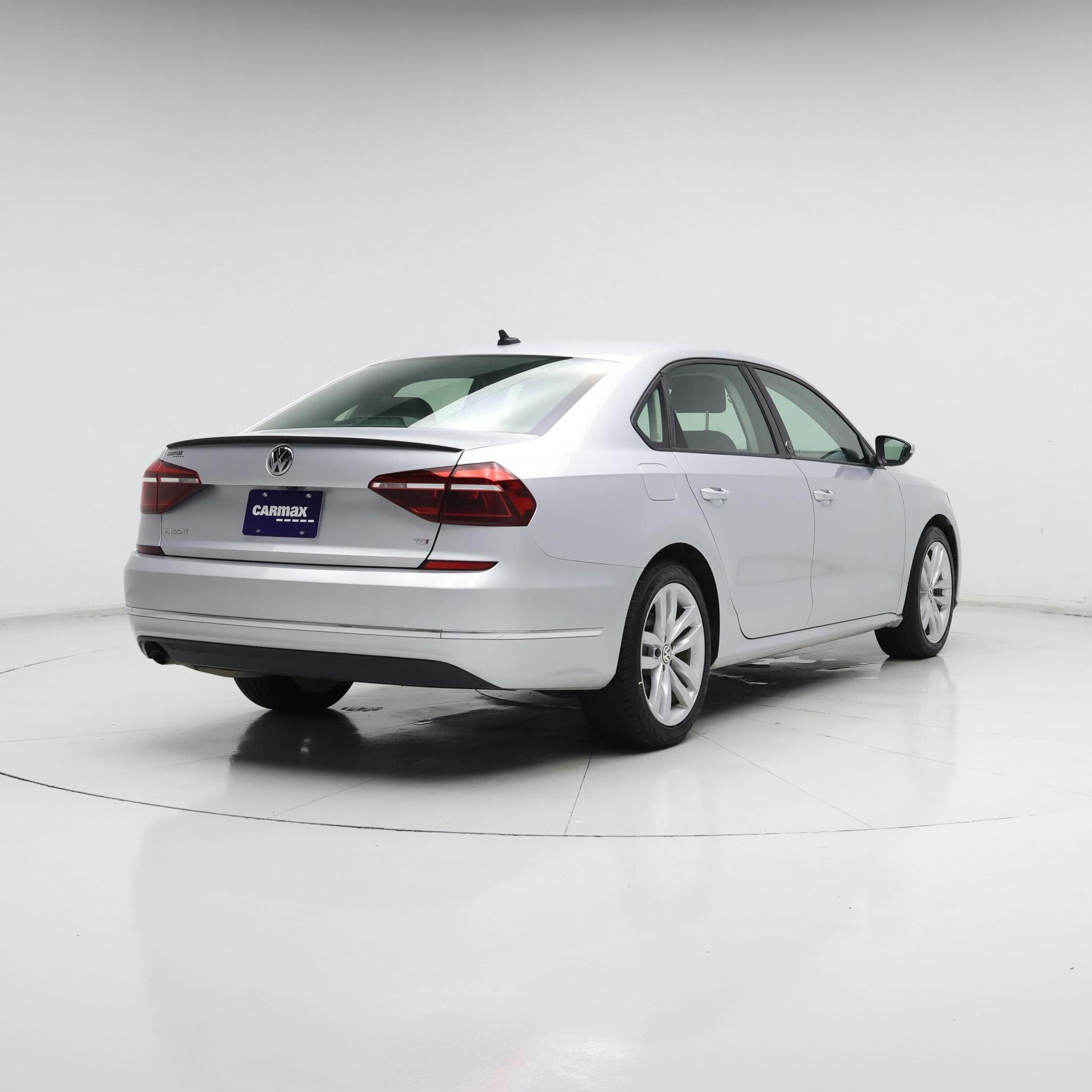 Thumbnail: 2019 Volkswagen Passat - 8