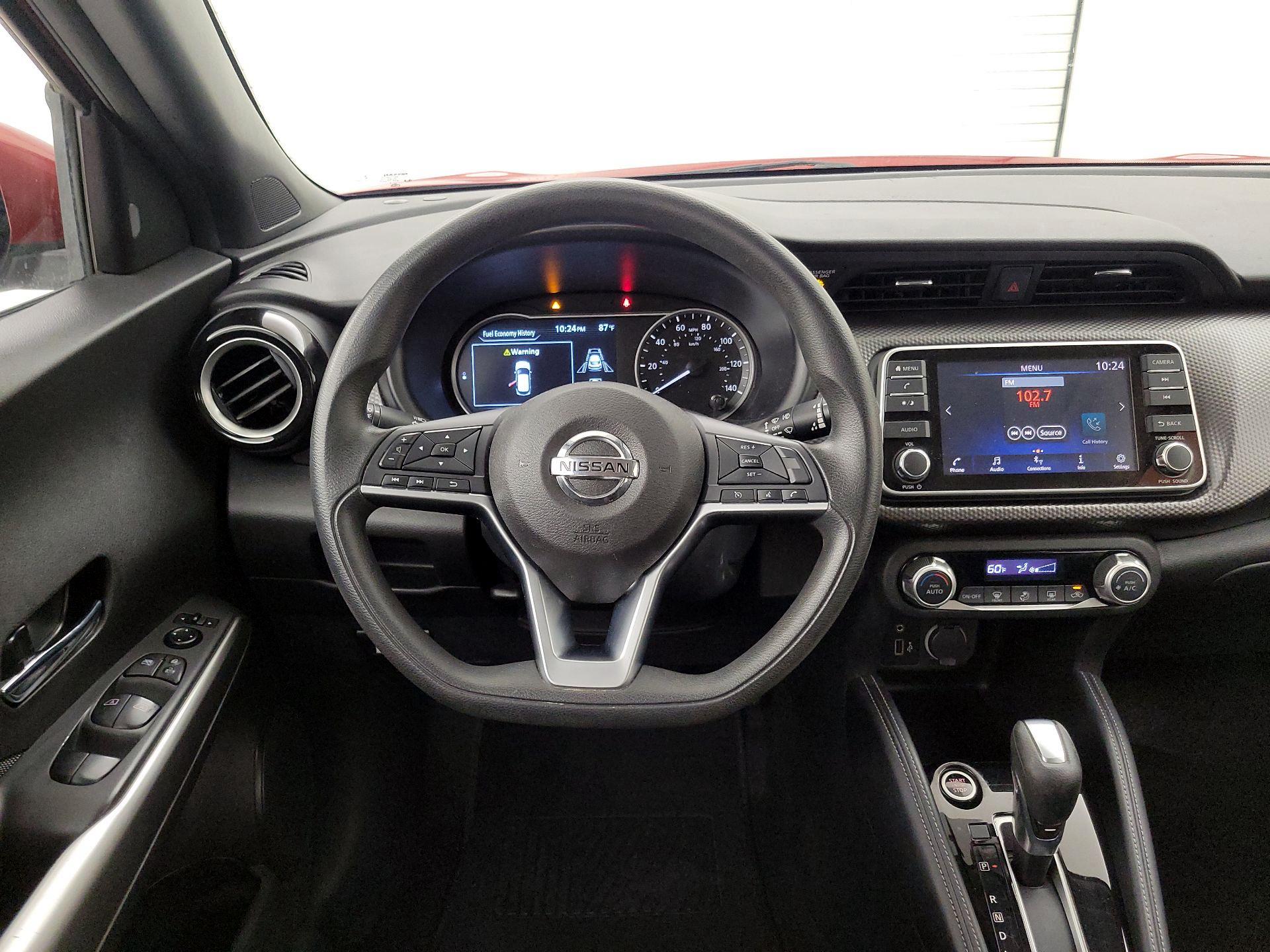 Thumbnail: 2020 Nissan Kicks - 10
