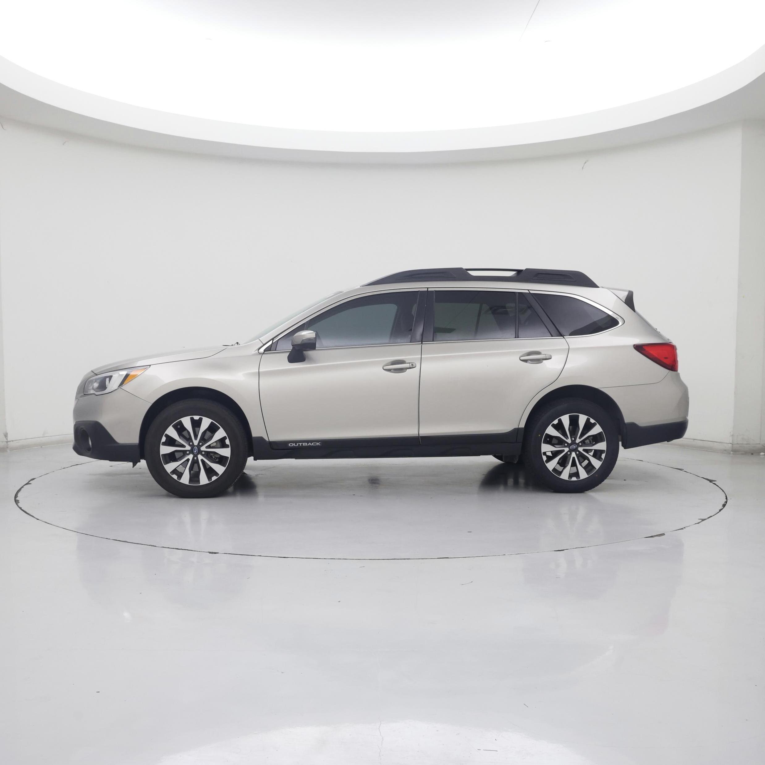 Thumbnail: 2017 Subaru Outback - 3