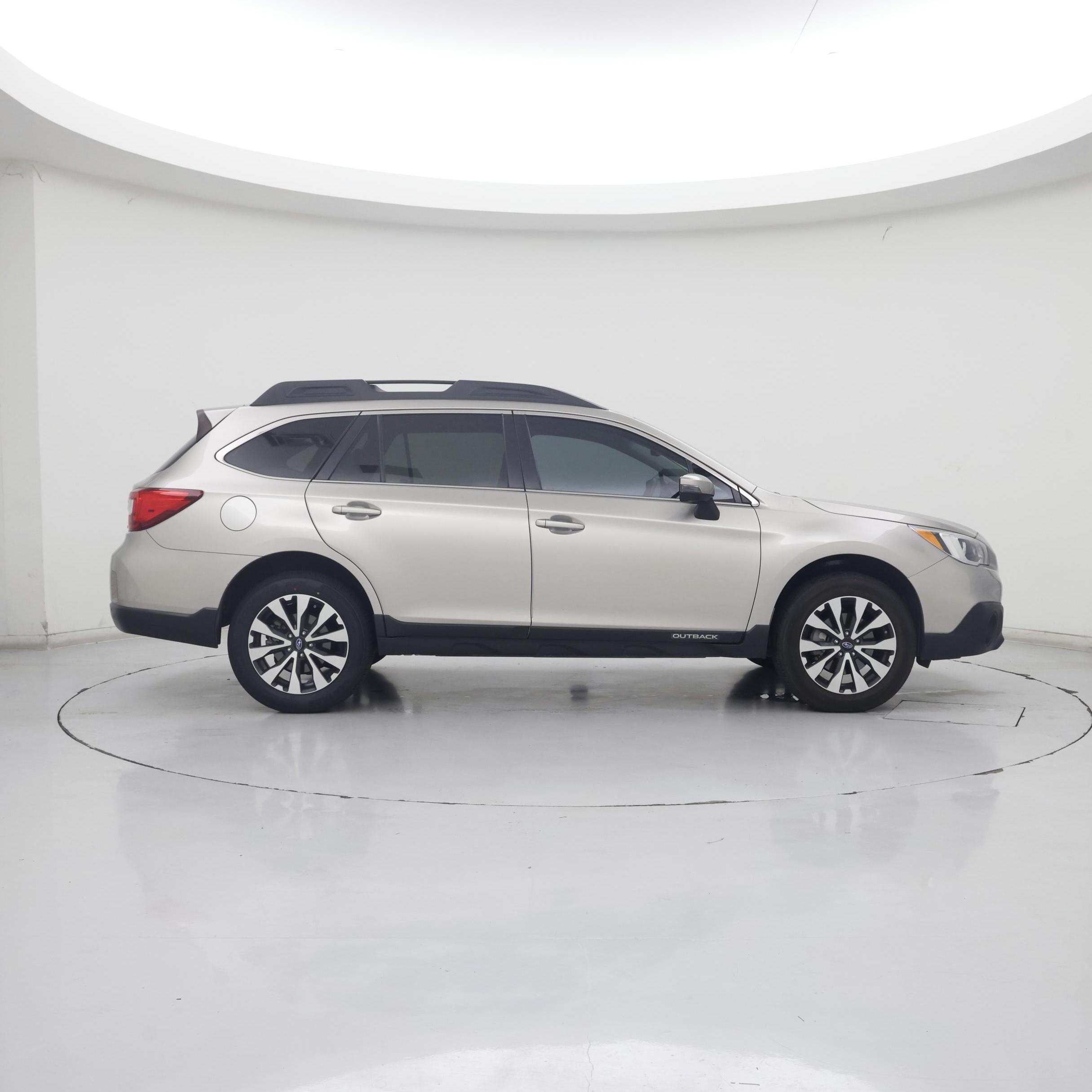 Thumbnail: 2017 Subaru Outback - 7