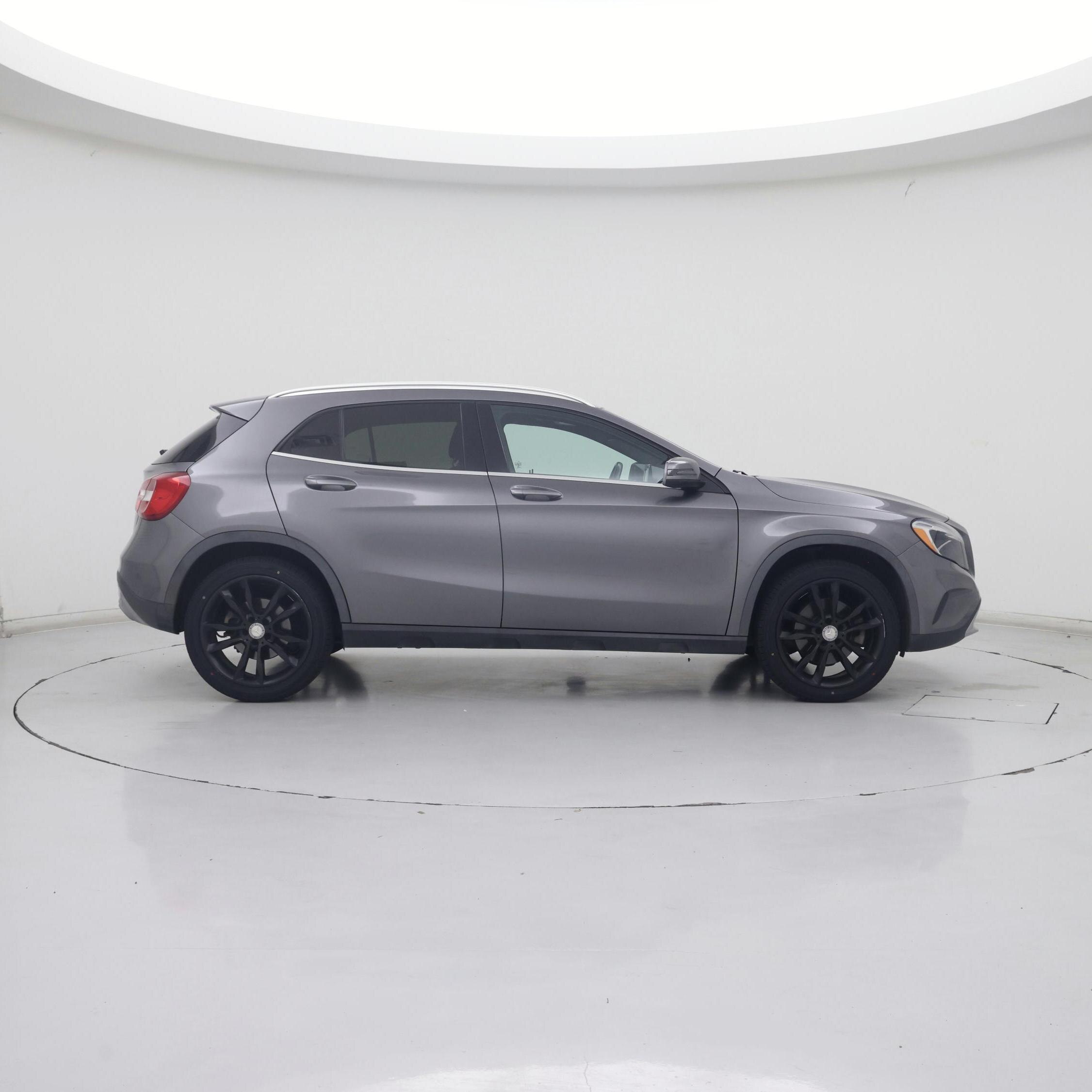 Thumbnail: 2016 Mercedes-Benz GLA - 7