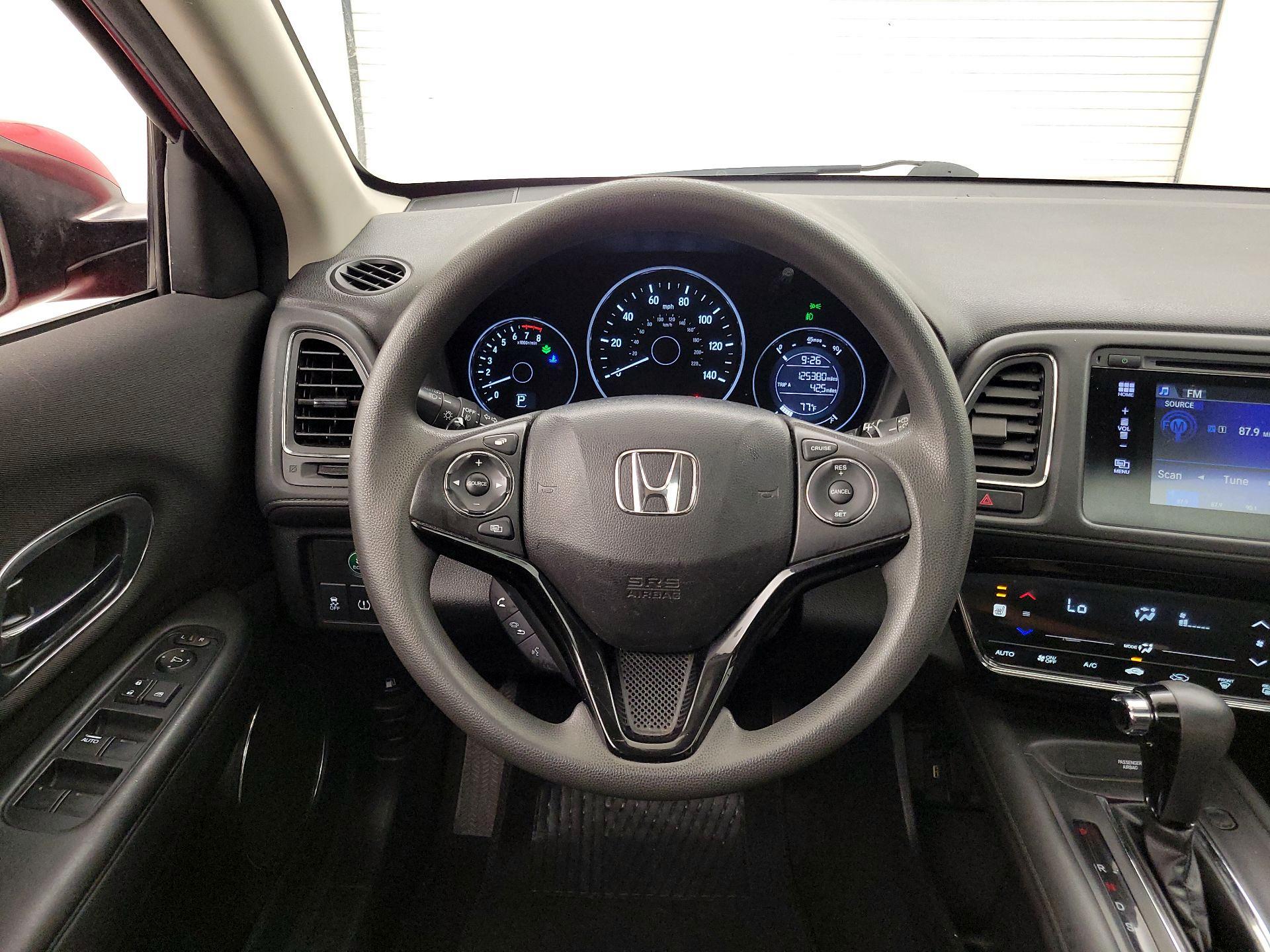 Thumbnail: 2017 Honda HR-V - 10