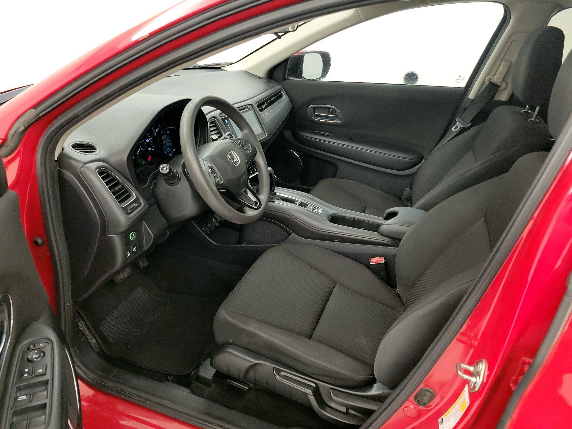 Thumbnail: 2017 Honda HR-V - 11