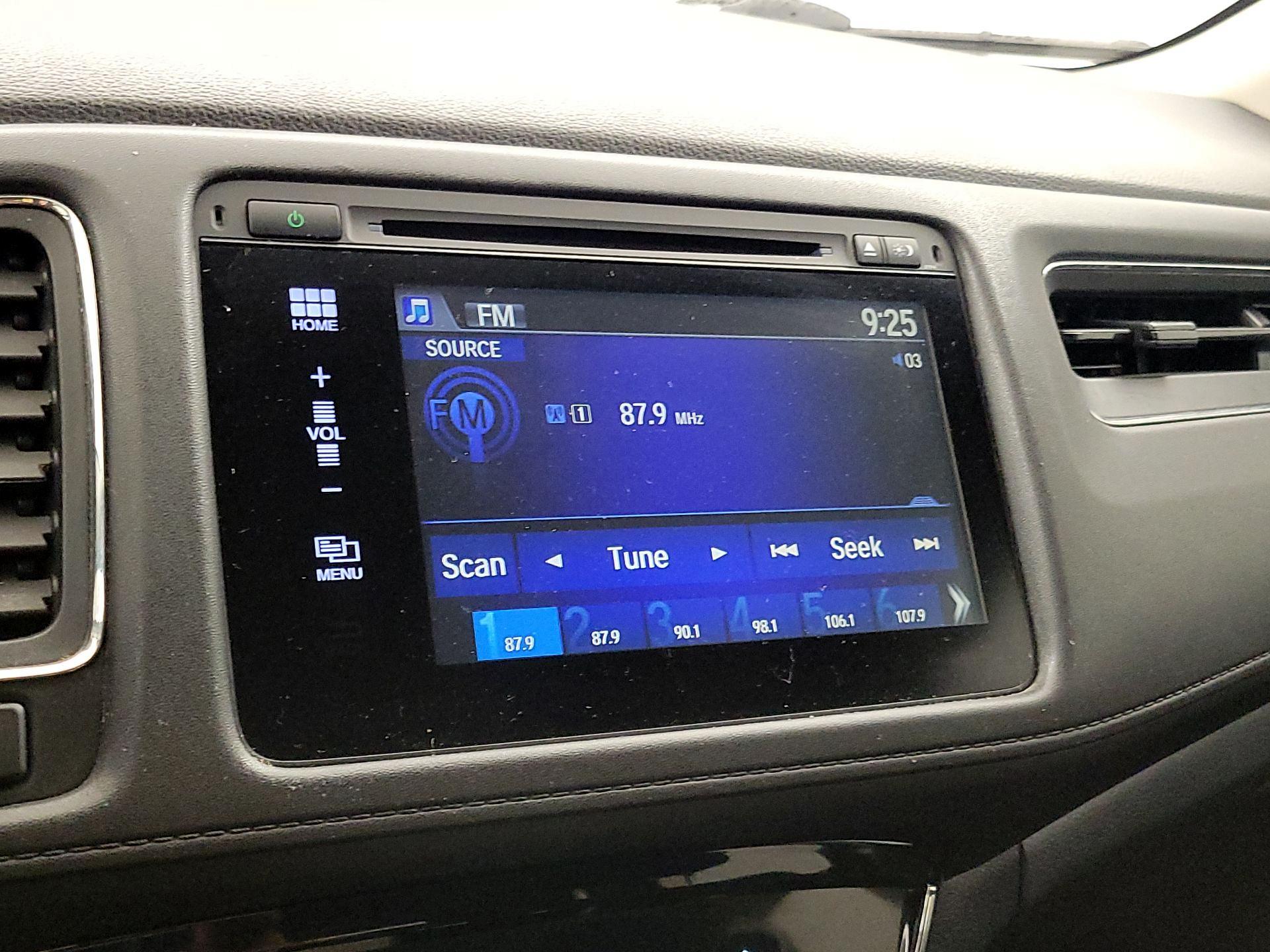 Thumbnail: 2017 Honda HR-V - 15
