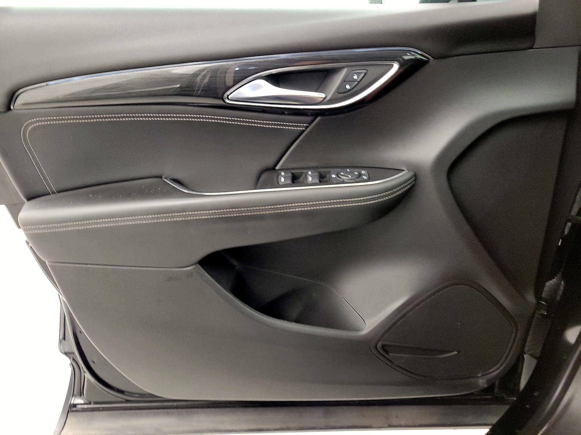 Thumbnail: 2022 Buick Envision - 12