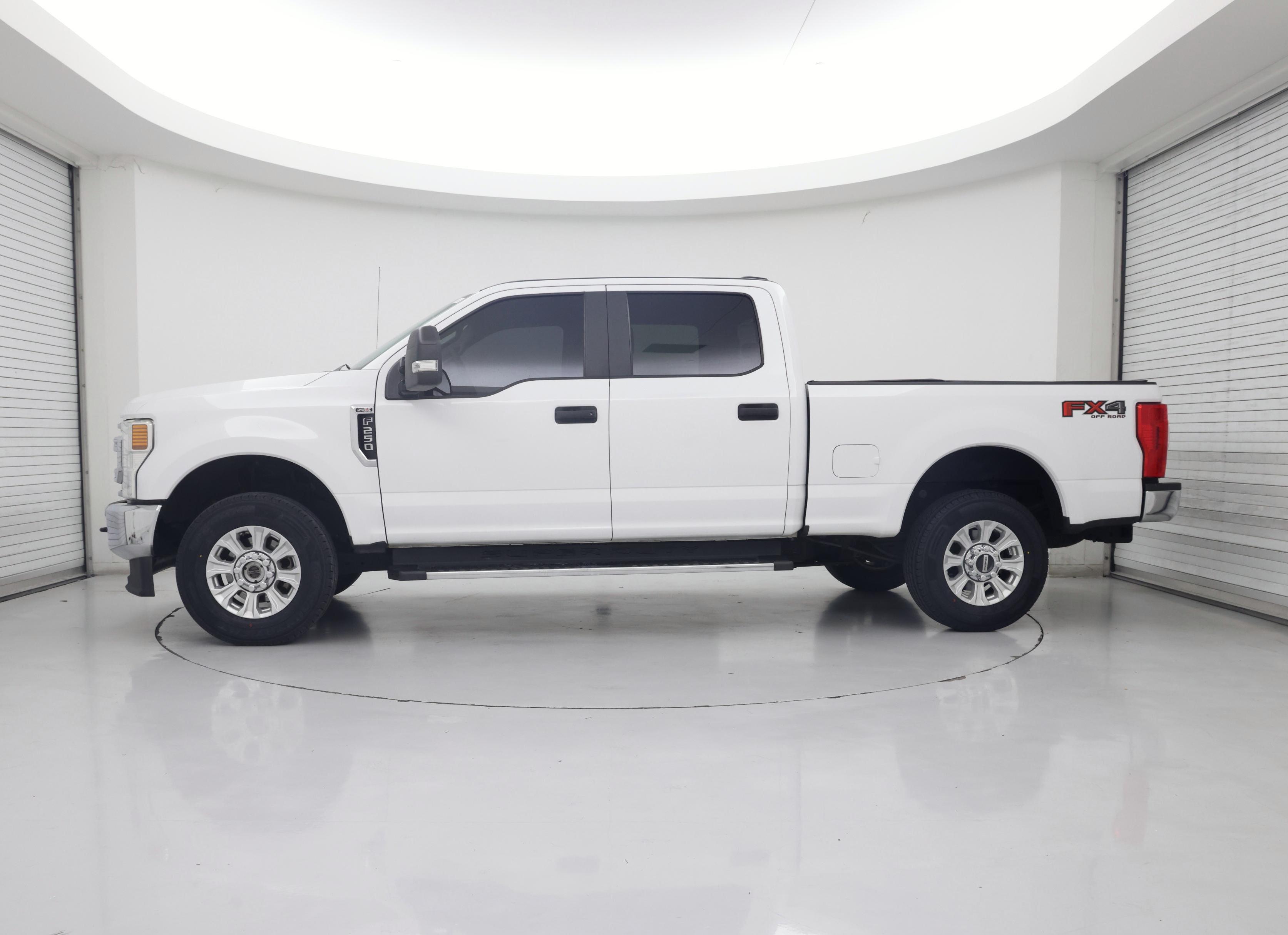 Thumbnail: 2020 Ford F-250 - 3