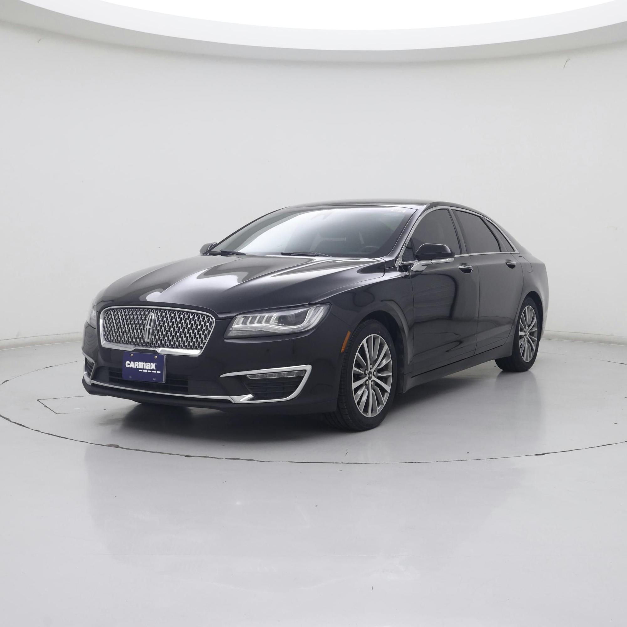 Thumbnail: 2019 Lincoln MKZ - 4