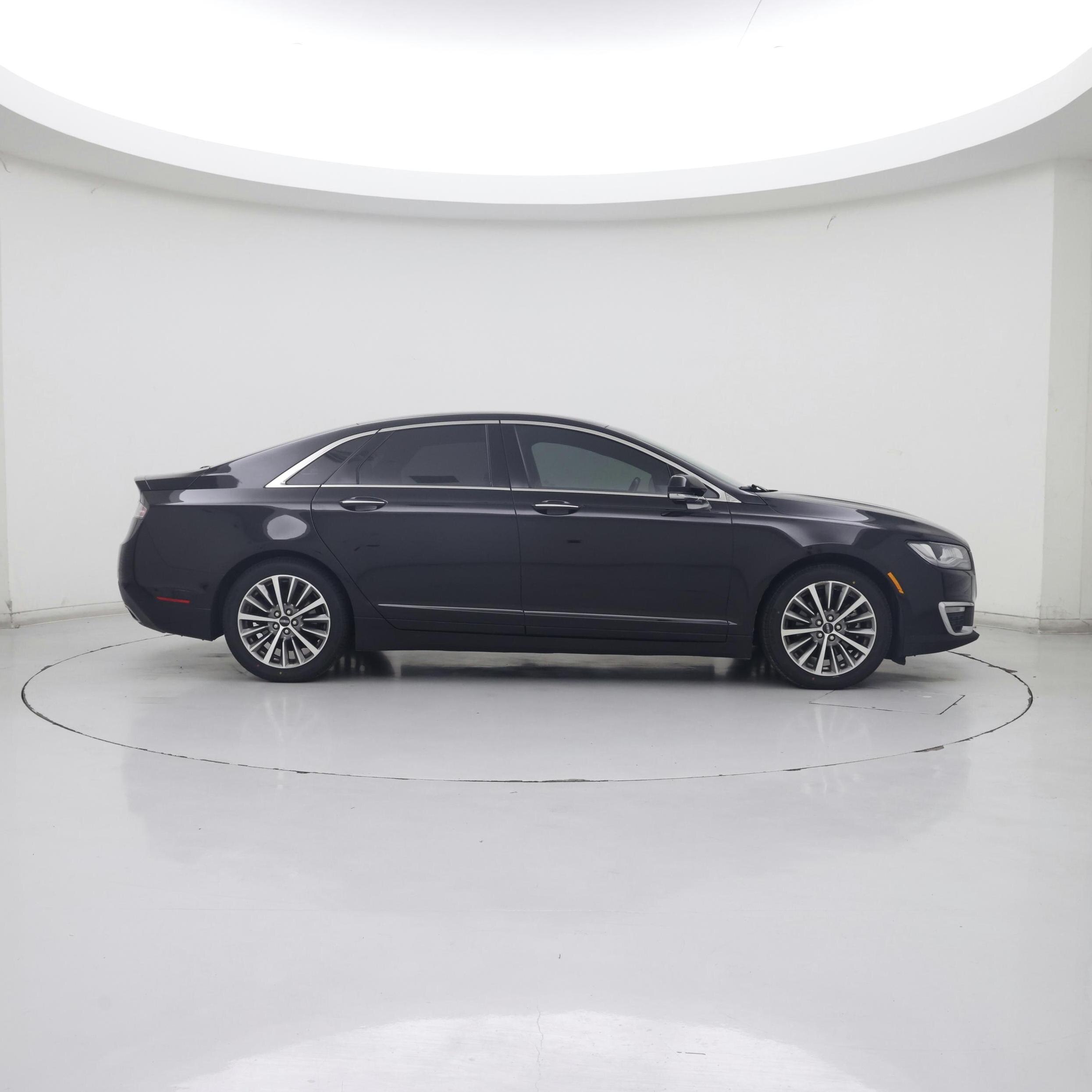 Thumbnail: 2019 Lincoln MKZ - 7