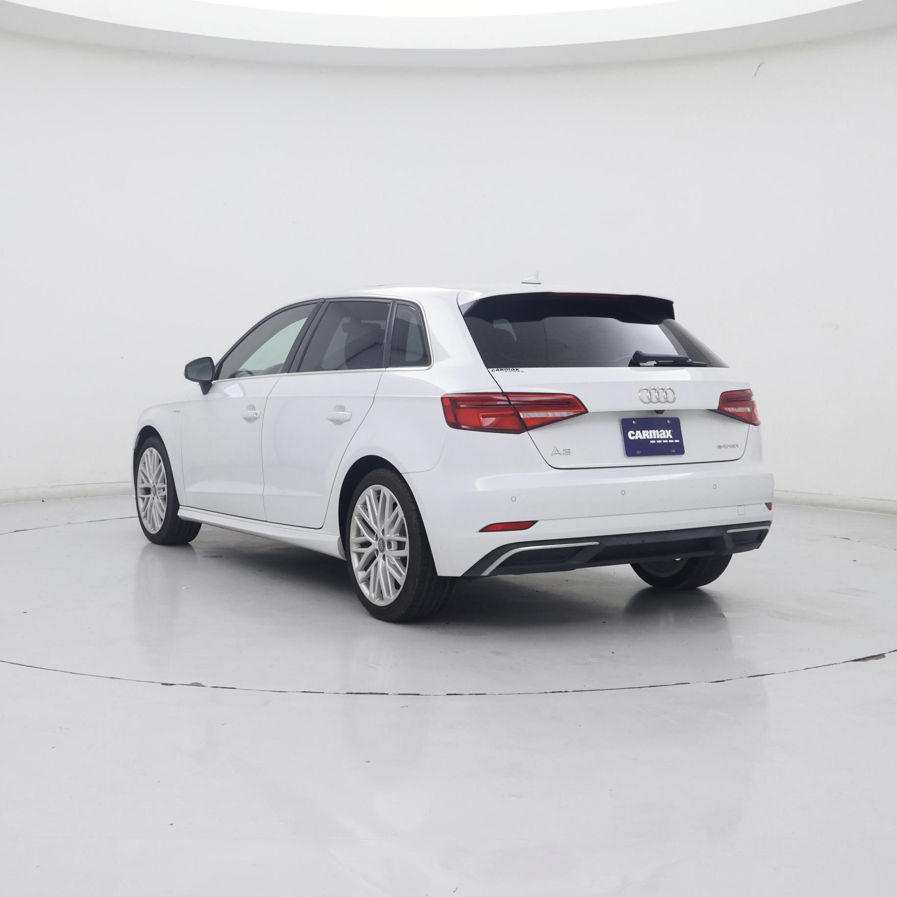 Thumbnail: 2018 Audi A3 - 2