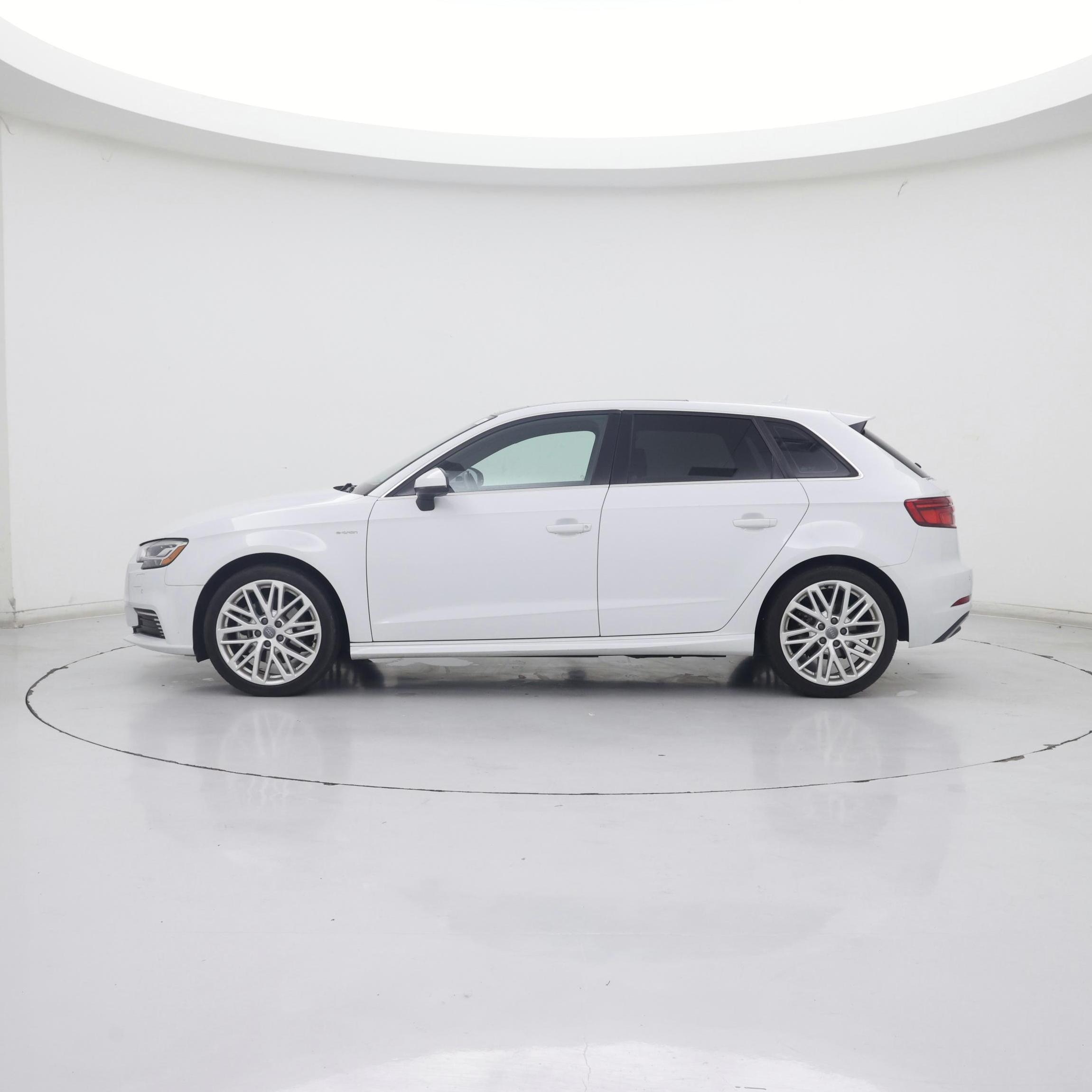 Thumbnail: 2018 Audi A3 - 3