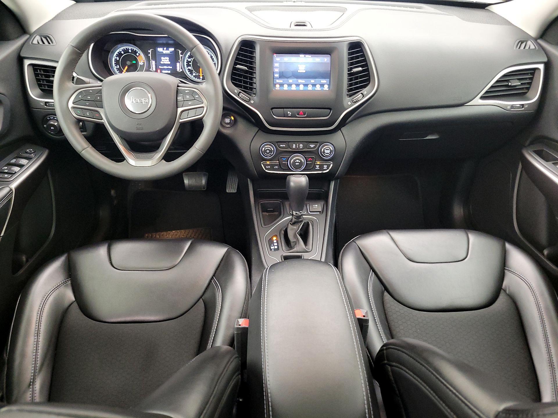 Thumbnail: 2020 Jeep Cherokee - 9