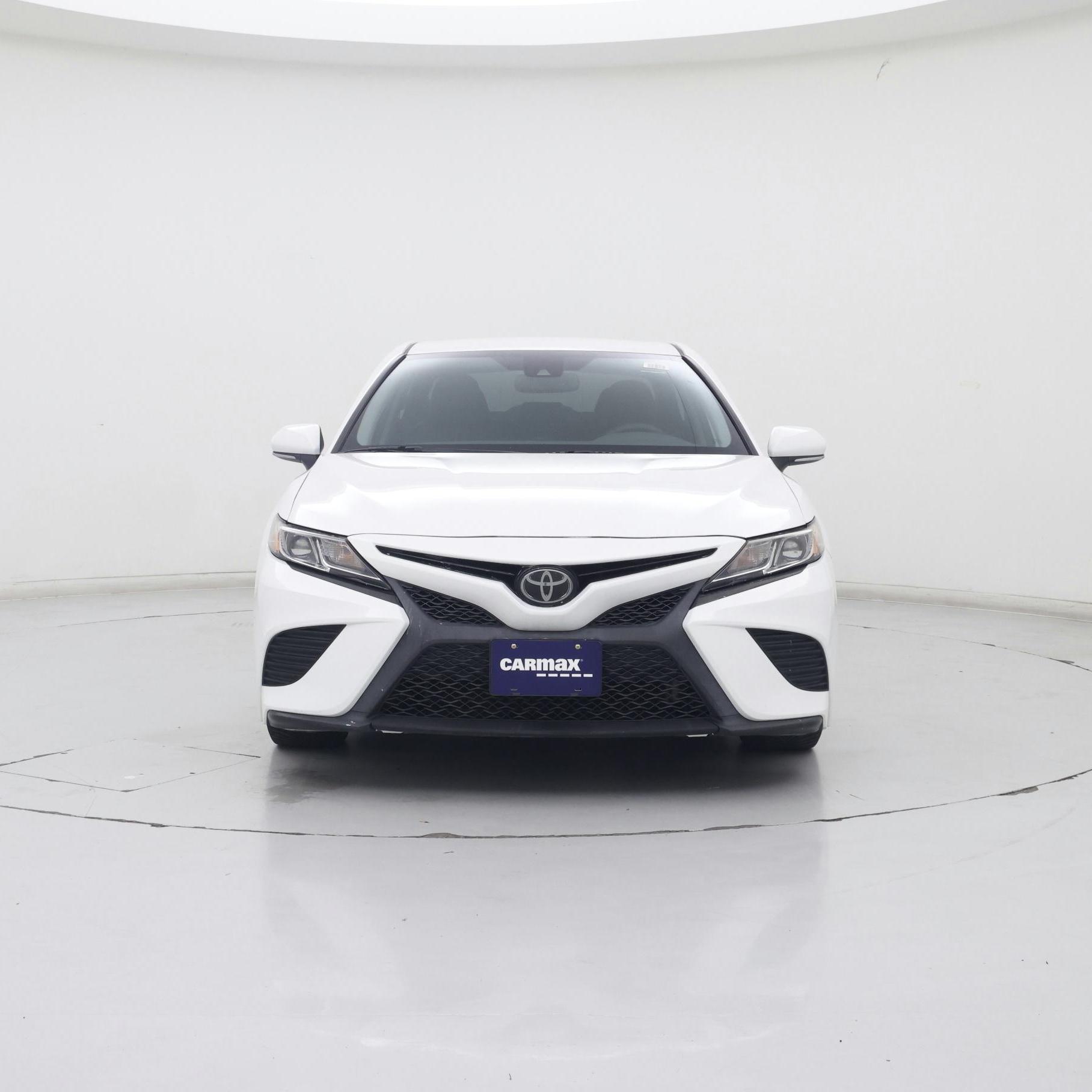 Thumbnail: 2019 Toyota Camry - 5