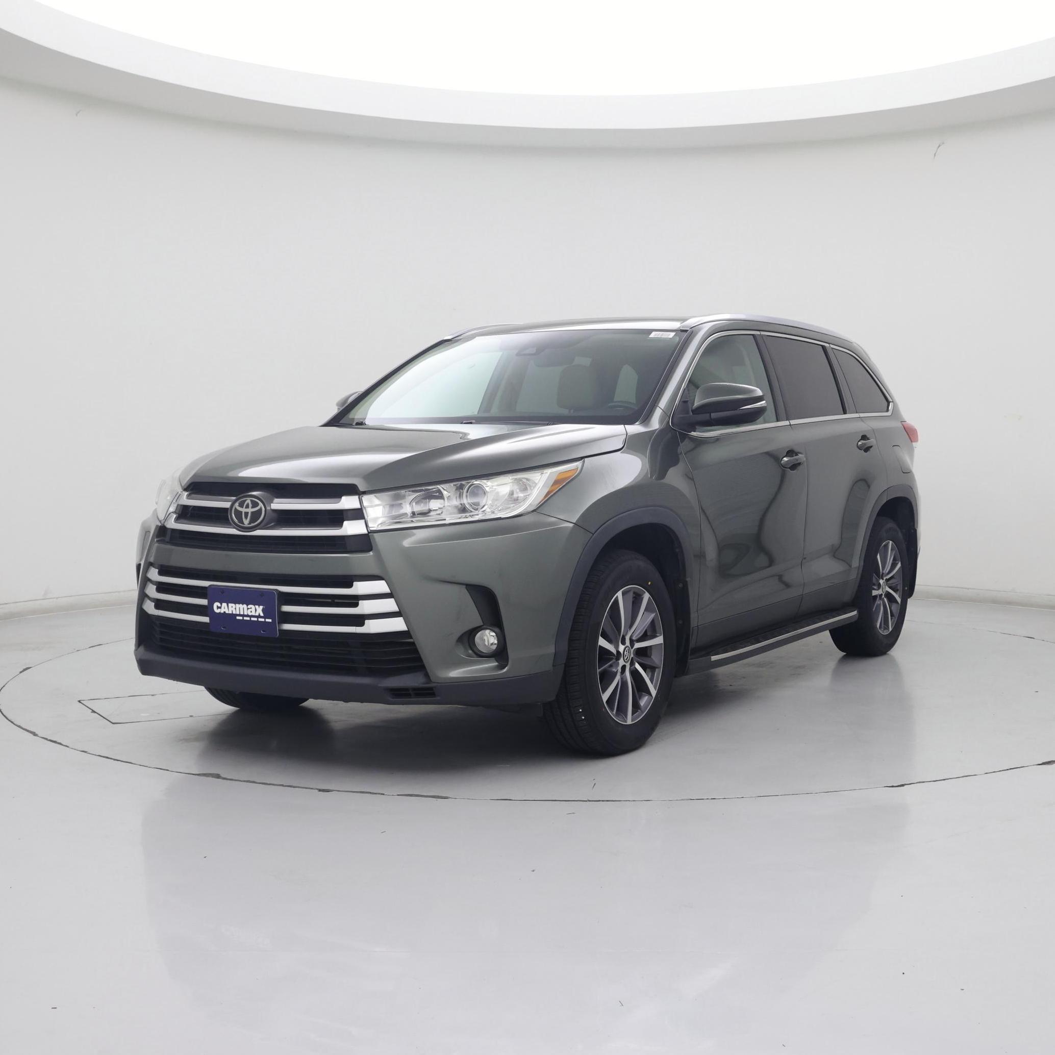 Thumbnail: 2019 Toyota Highlander - 4