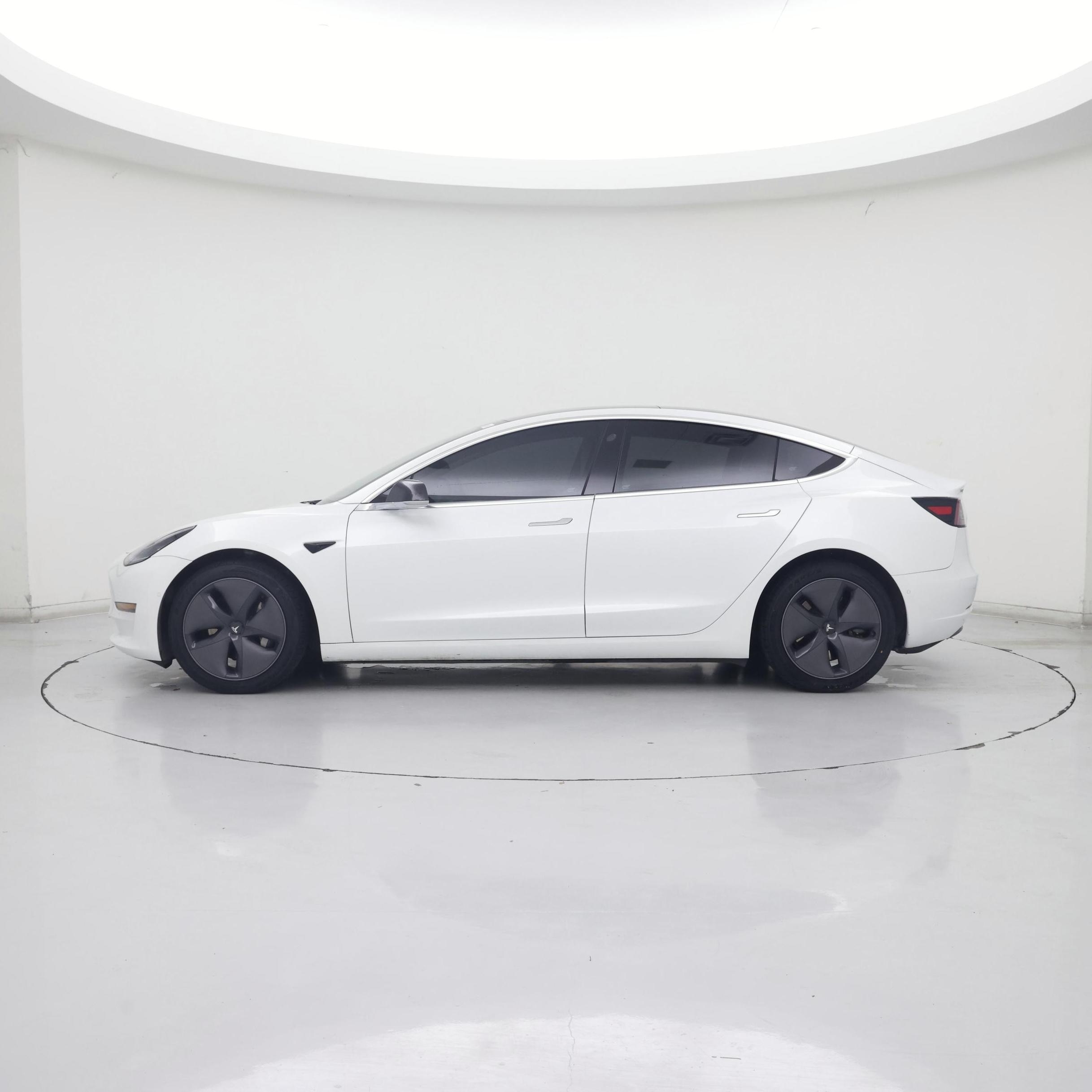 Thumbnail: 2020 Tesla Model 3 - 3