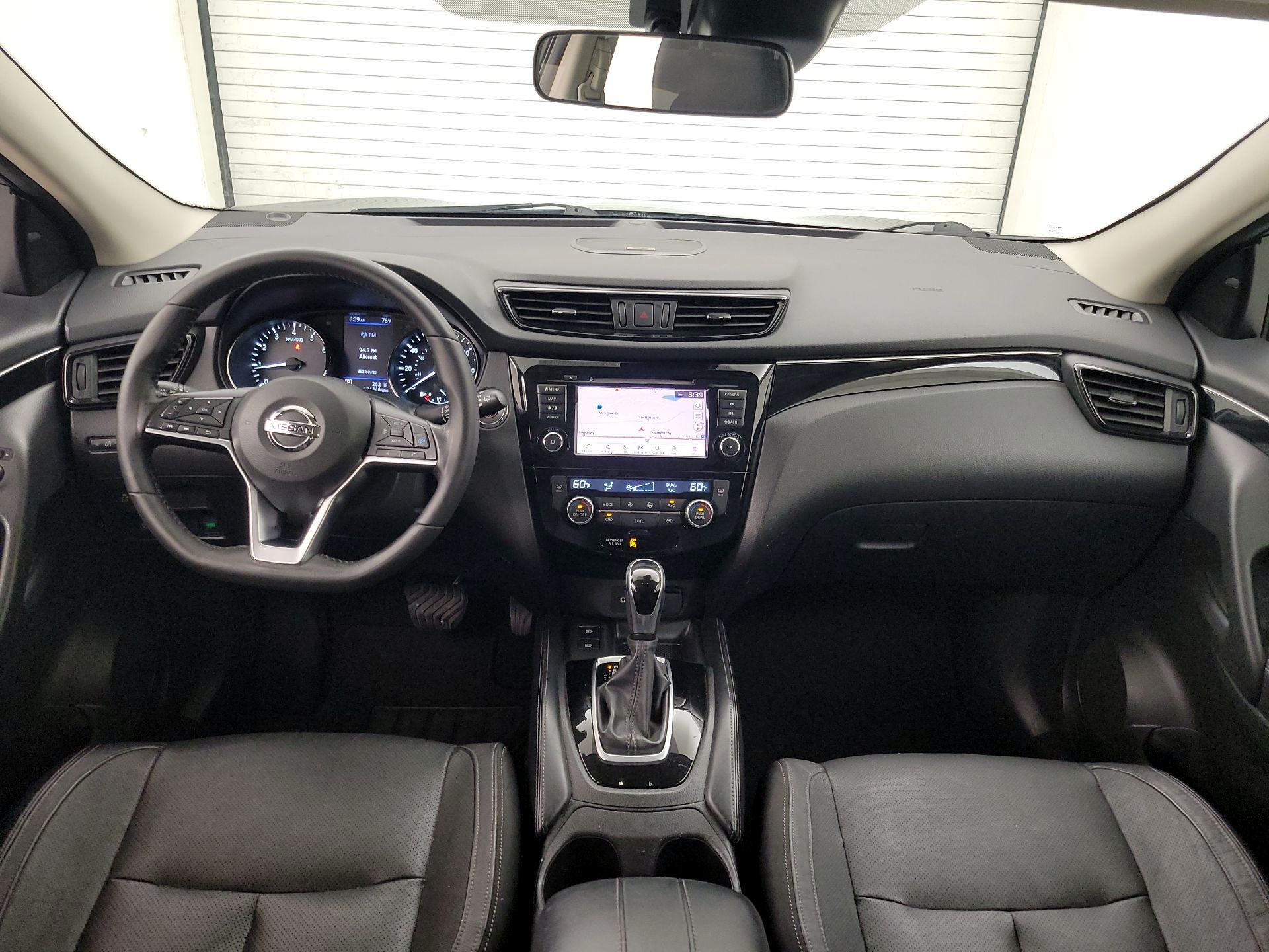 Thumbnail: 2019 Nissan Rogue Sport - 9