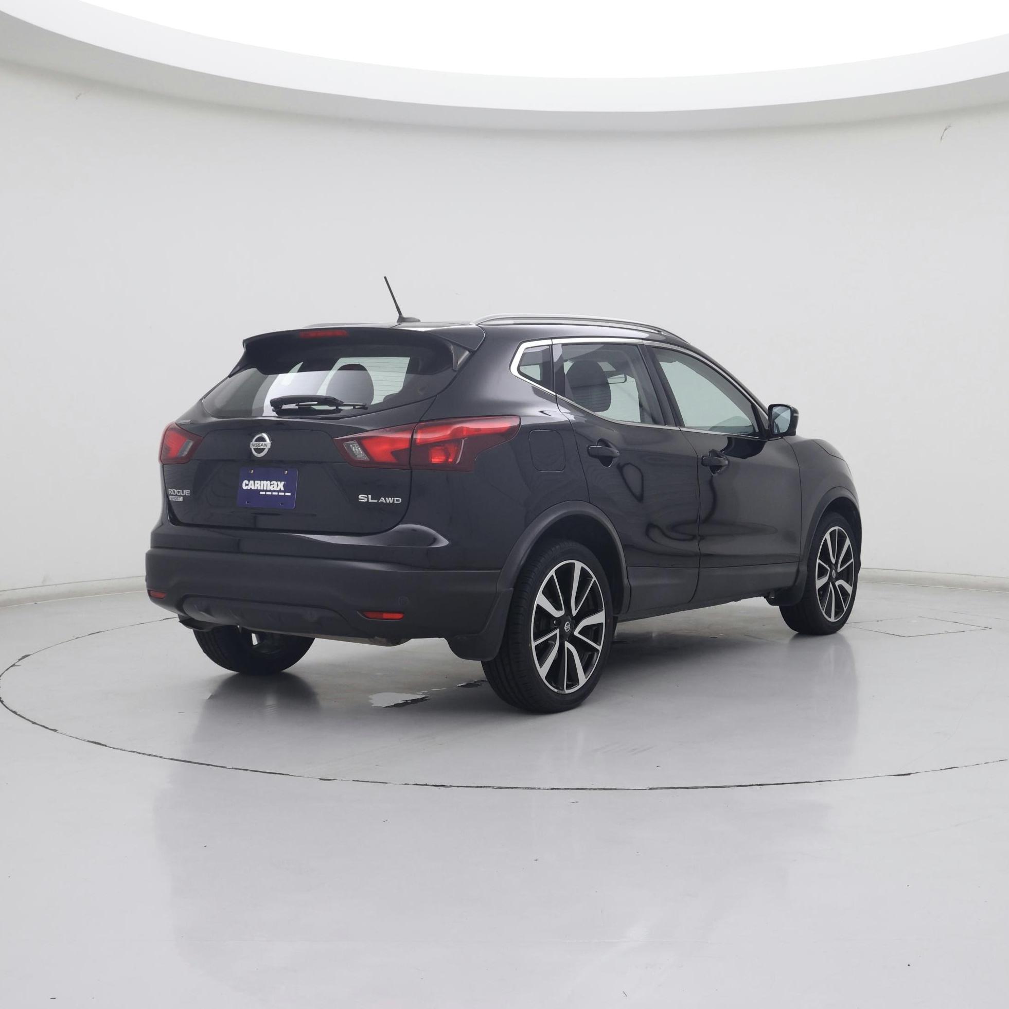 Thumbnail: 2019 Nissan Rogue Sport - 8