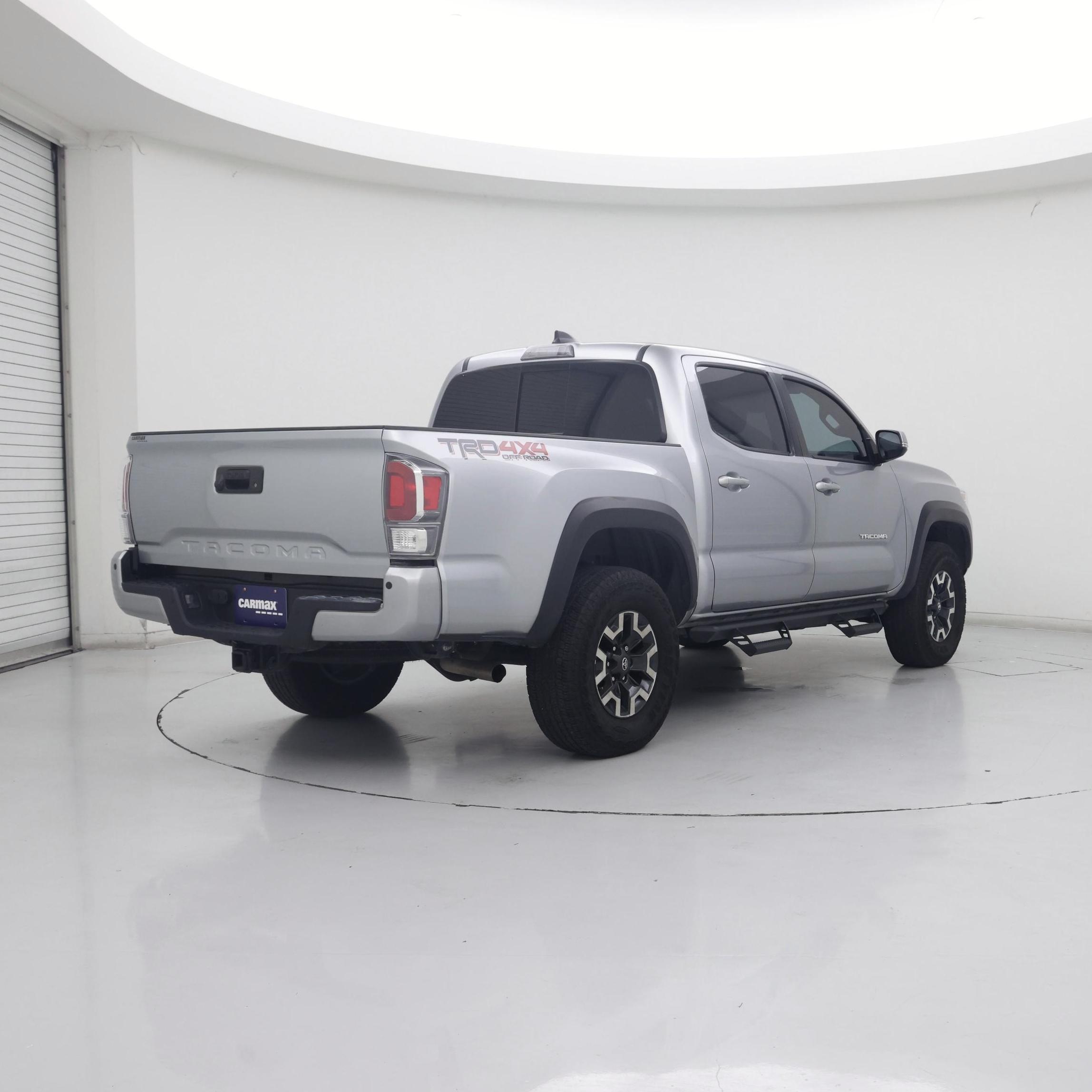 Thumbnail: 2023 Toyota Tacoma - 8