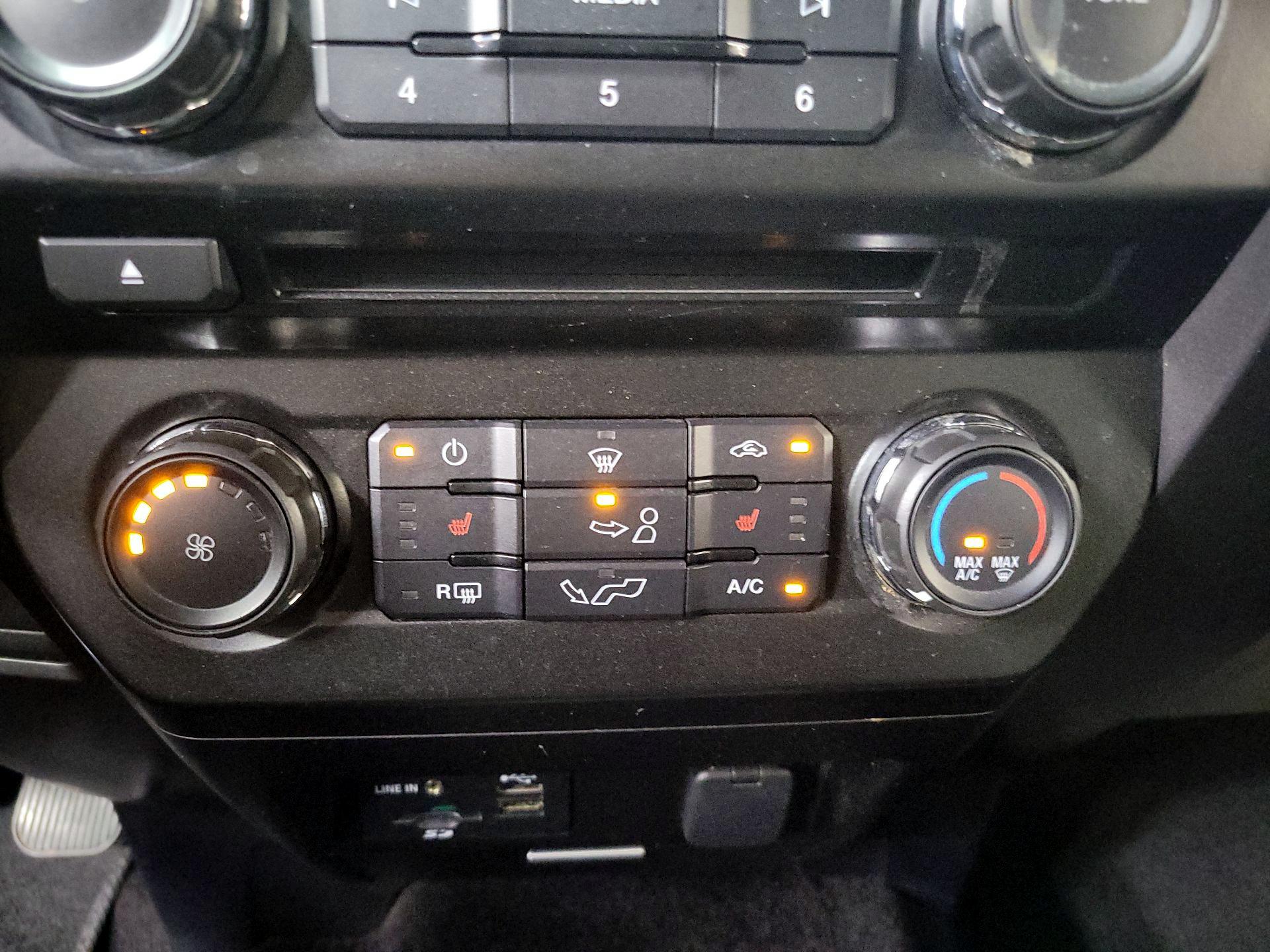 Thumbnail: 2015 Ford F-150 - 16