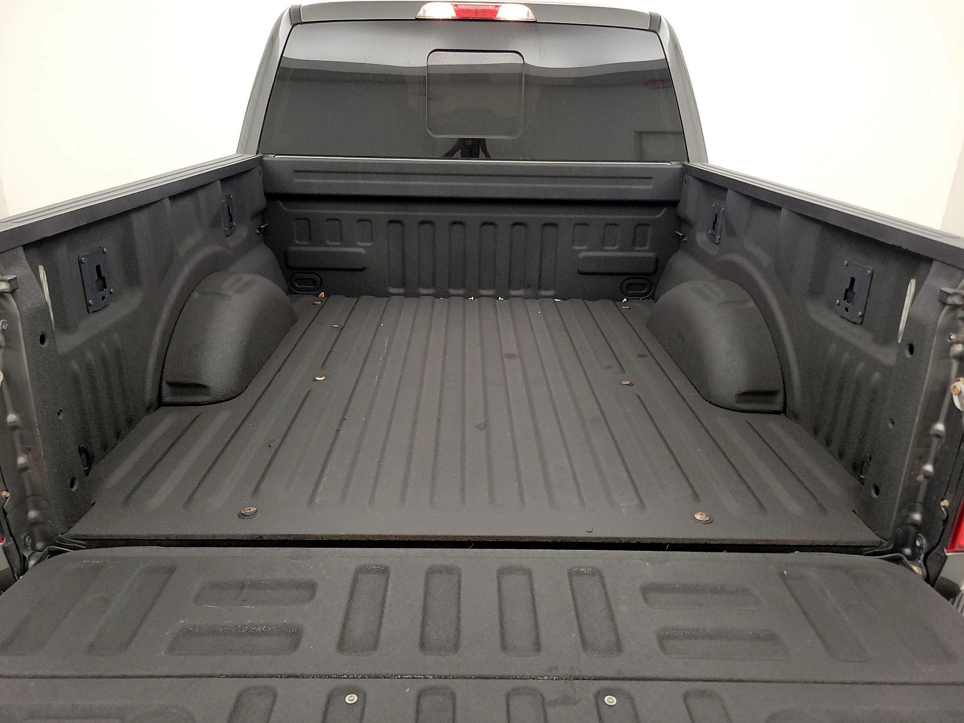 Thumbnail: 2015 Ford F-150 - 20