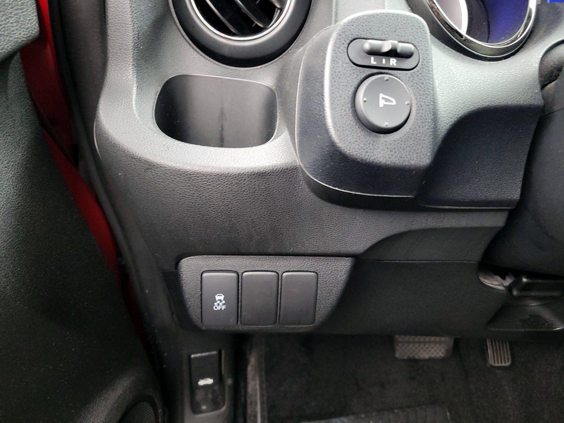 Thumbnail: 2013 Honda Fit - 13