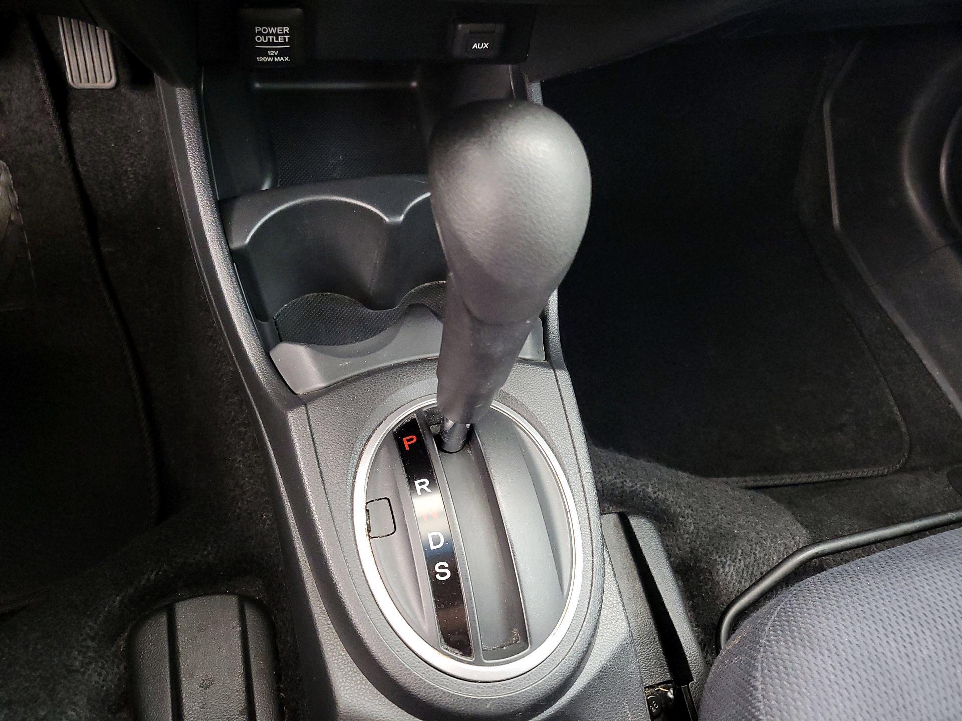Thumbnail: 2013 Honda Fit - 17