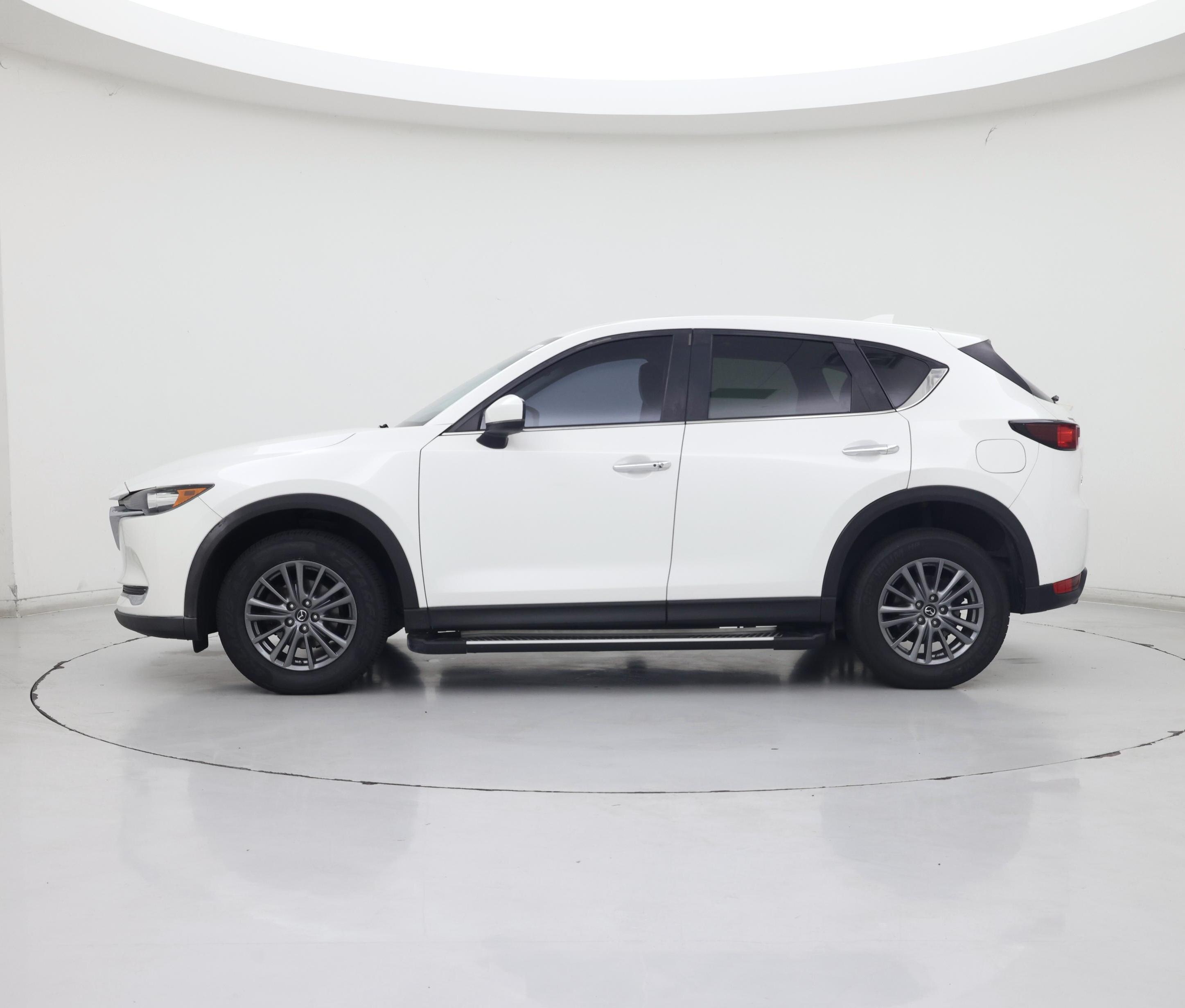 Thumbnail: 2017 Mazda CX-5 - 3