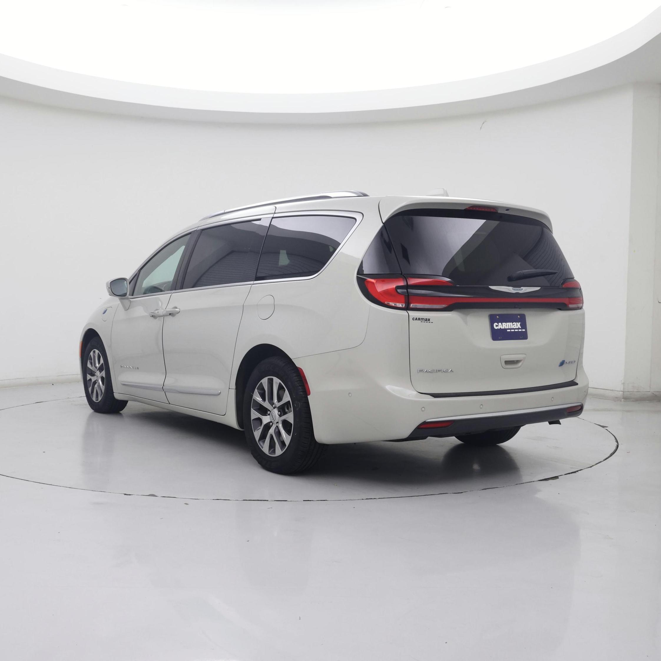 Thumbnail: 2021 Chrysler Pacifica - 2