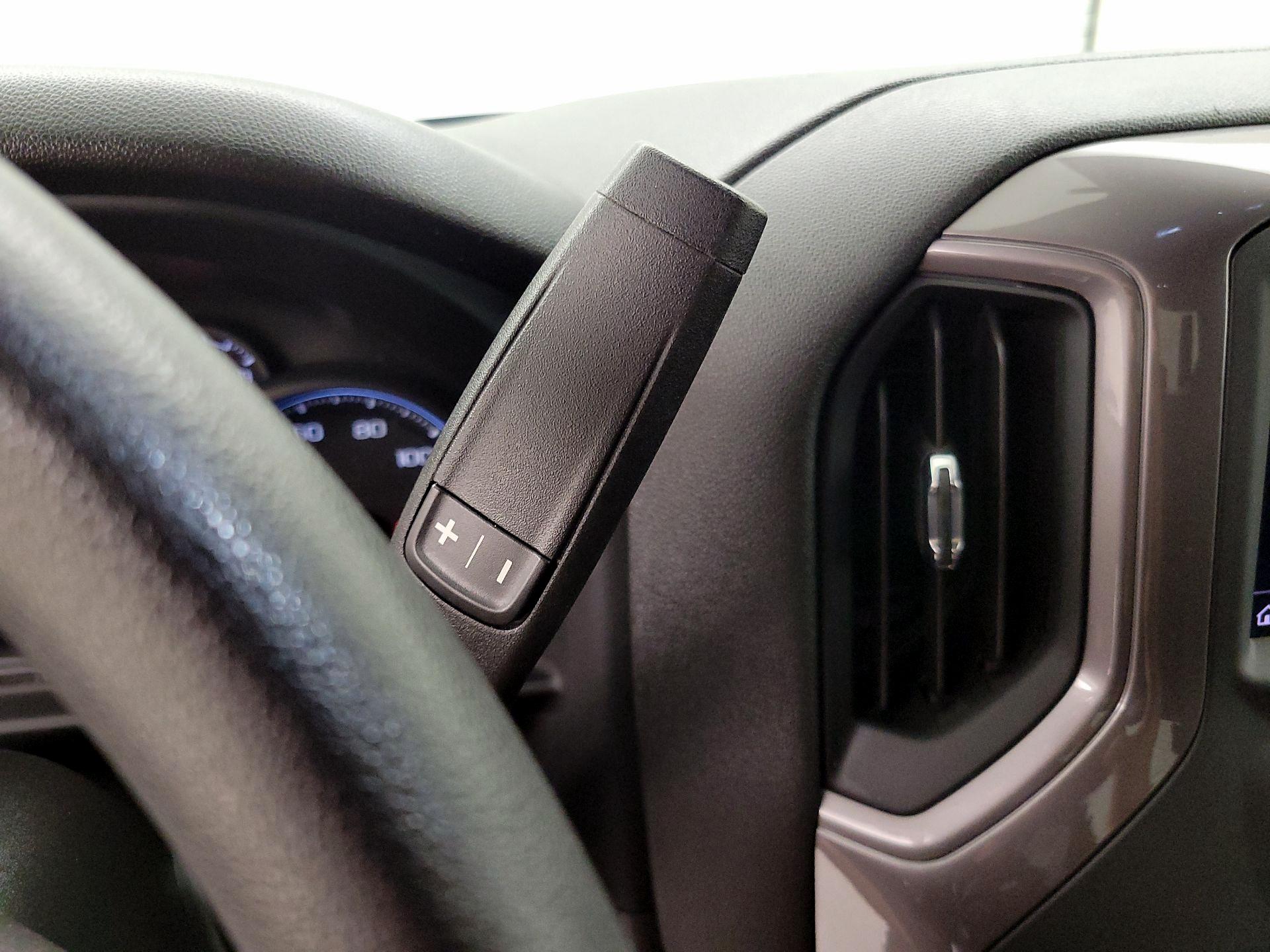 Thumbnail: 2023 Chevrolet Silverado 1500 - 17