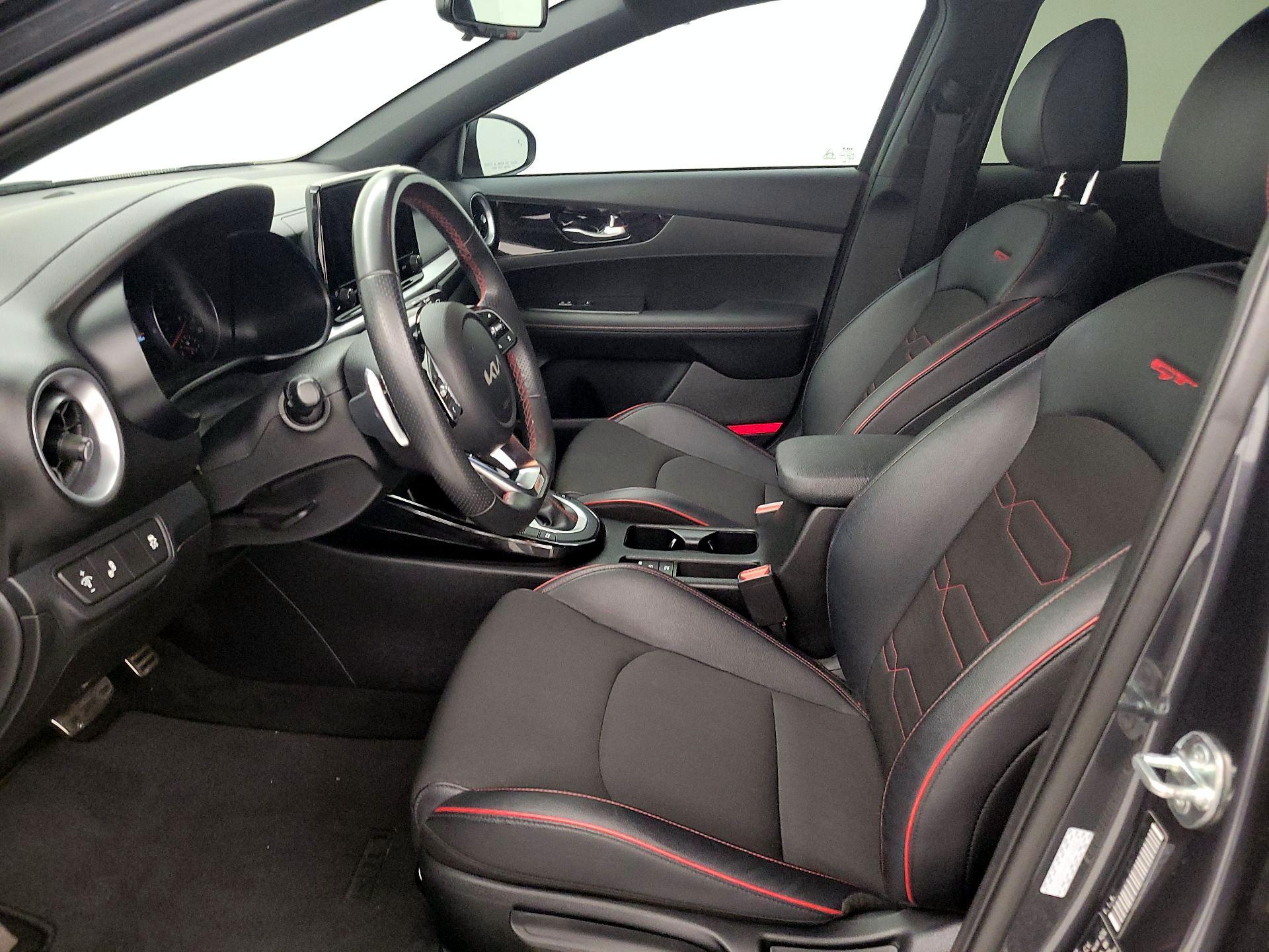 Thumbnail: 2024 Kia Forte - 11