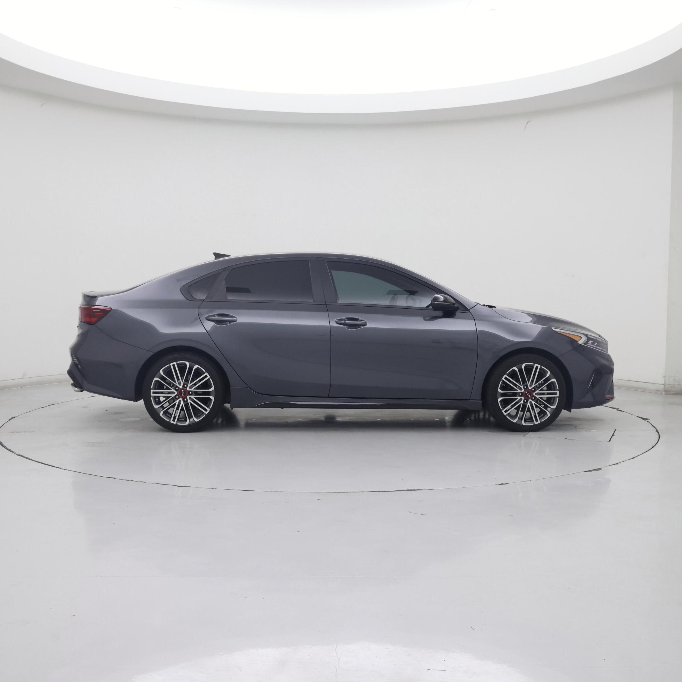 Thumbnail: 2024 Kia Forte - 7
