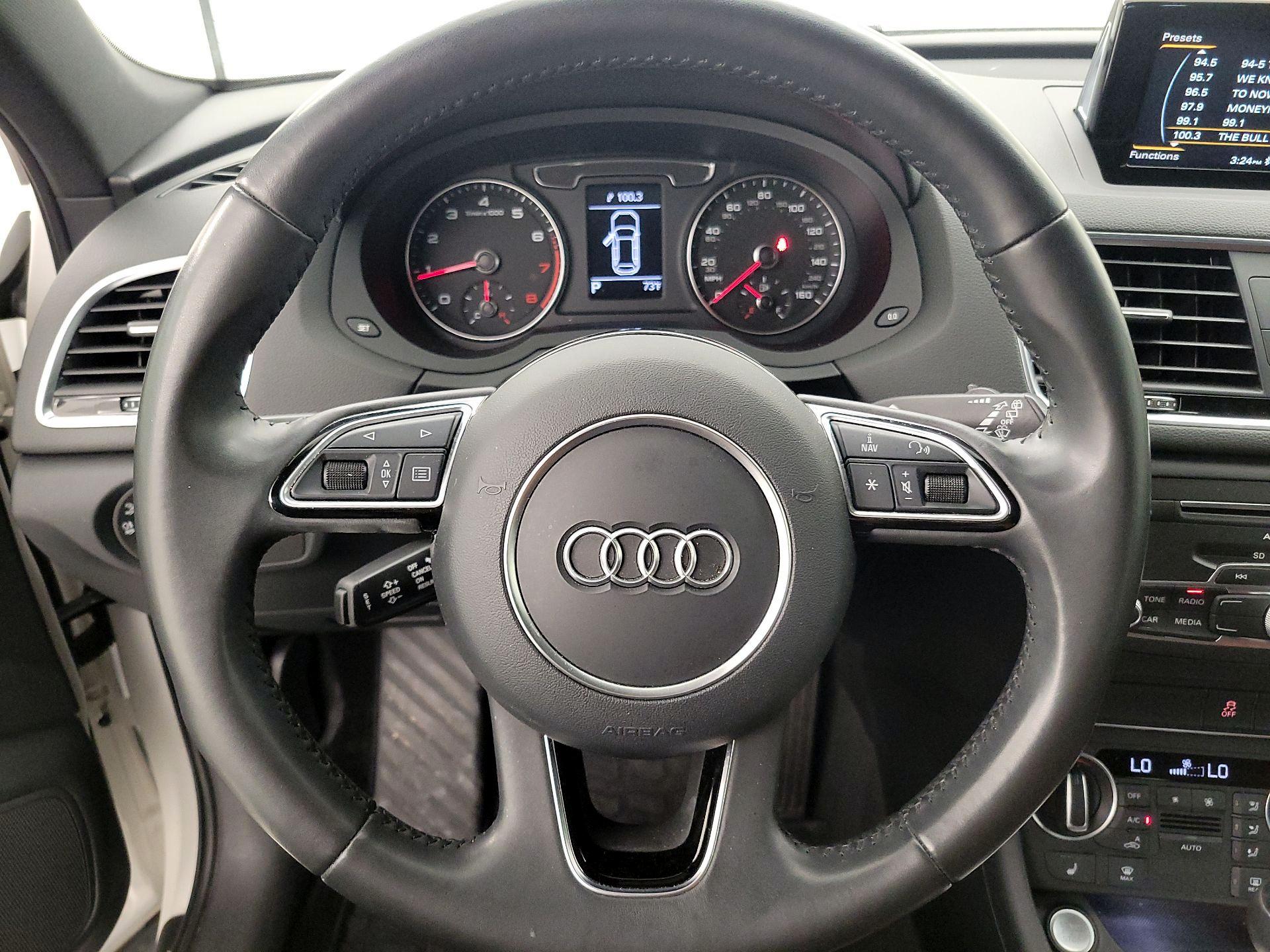Thumbnail: 2018 Audi Q3 - 10