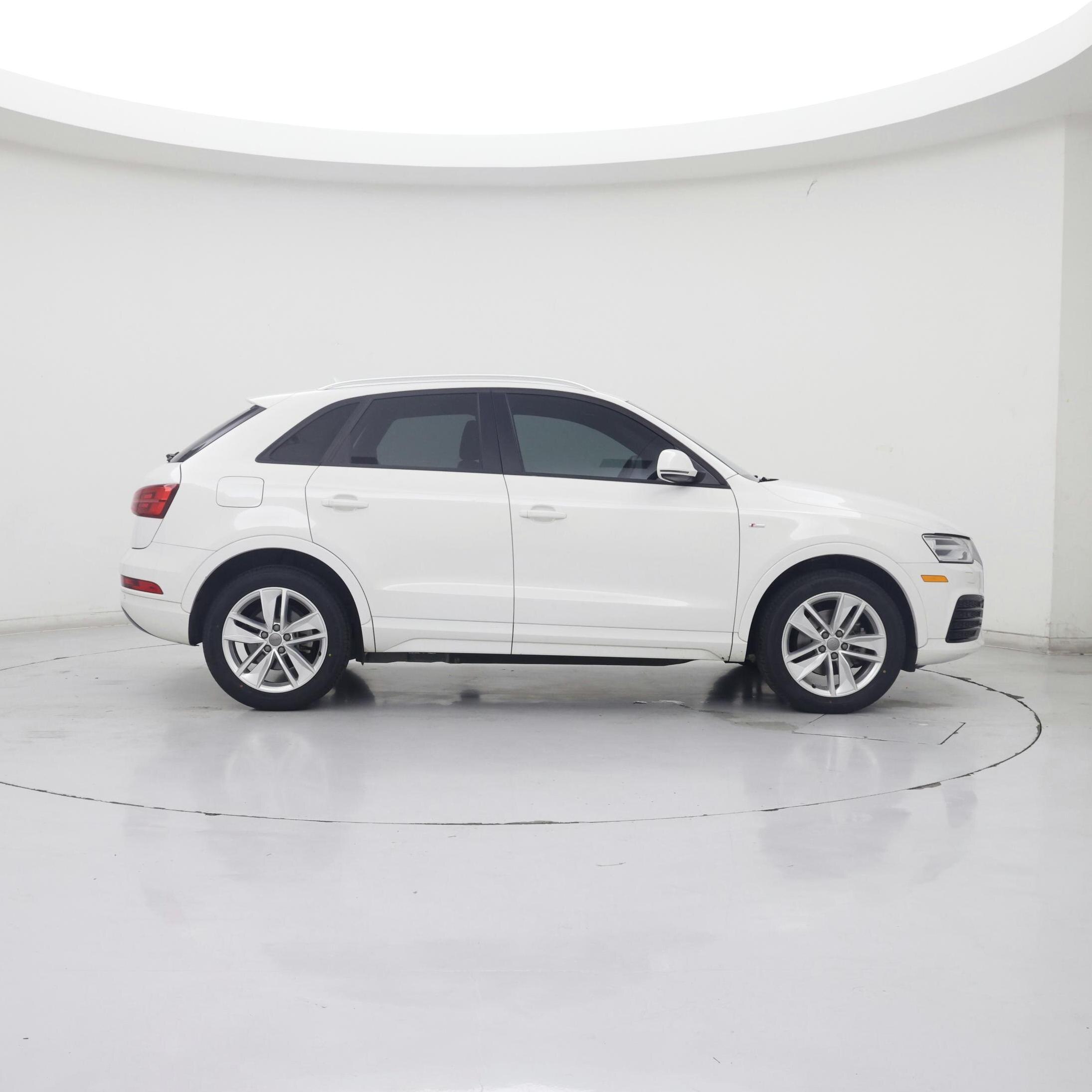 Thumbnail: 2018 Audi Q3 - 7